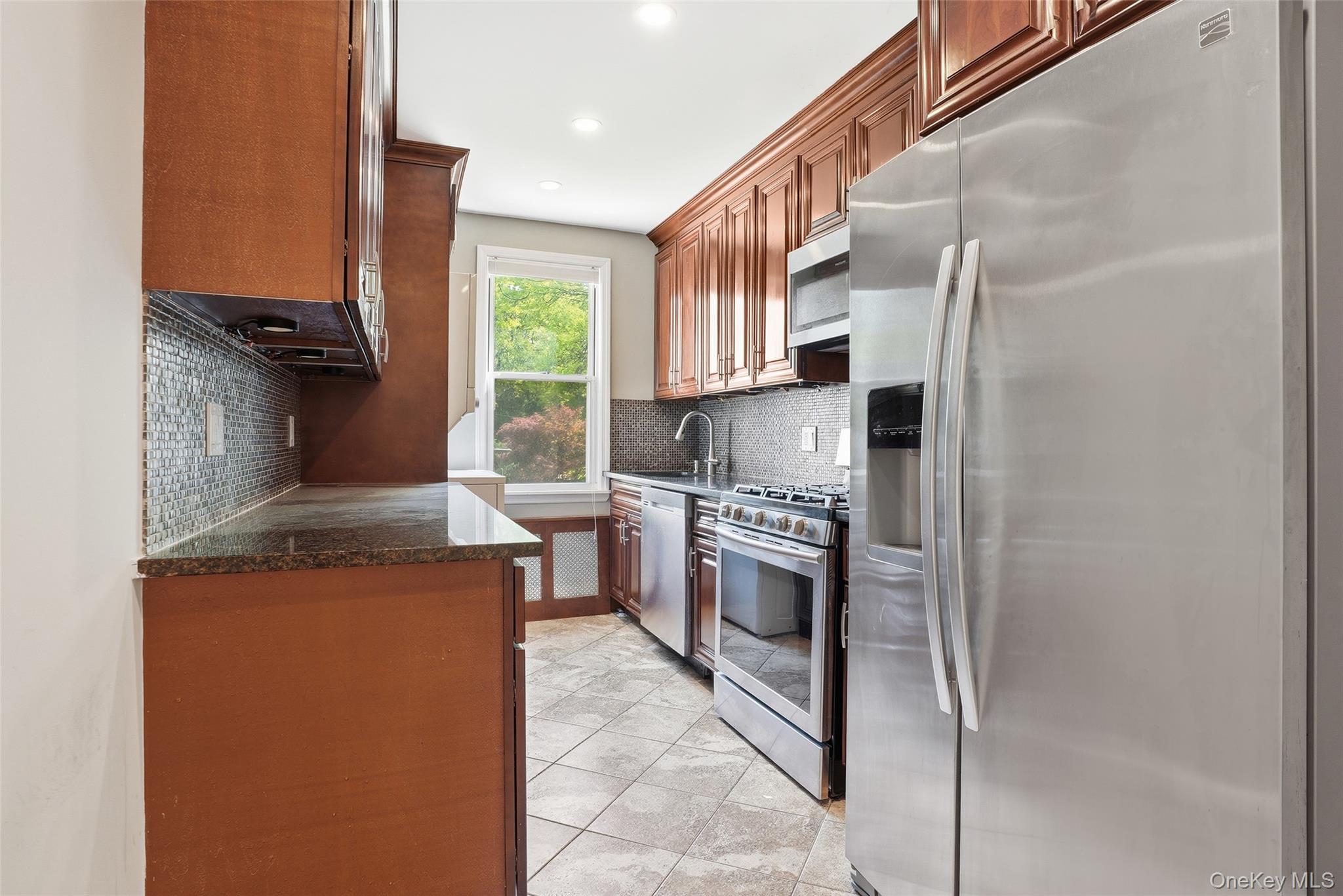 324 Palmer Terrace Unit: 1A
