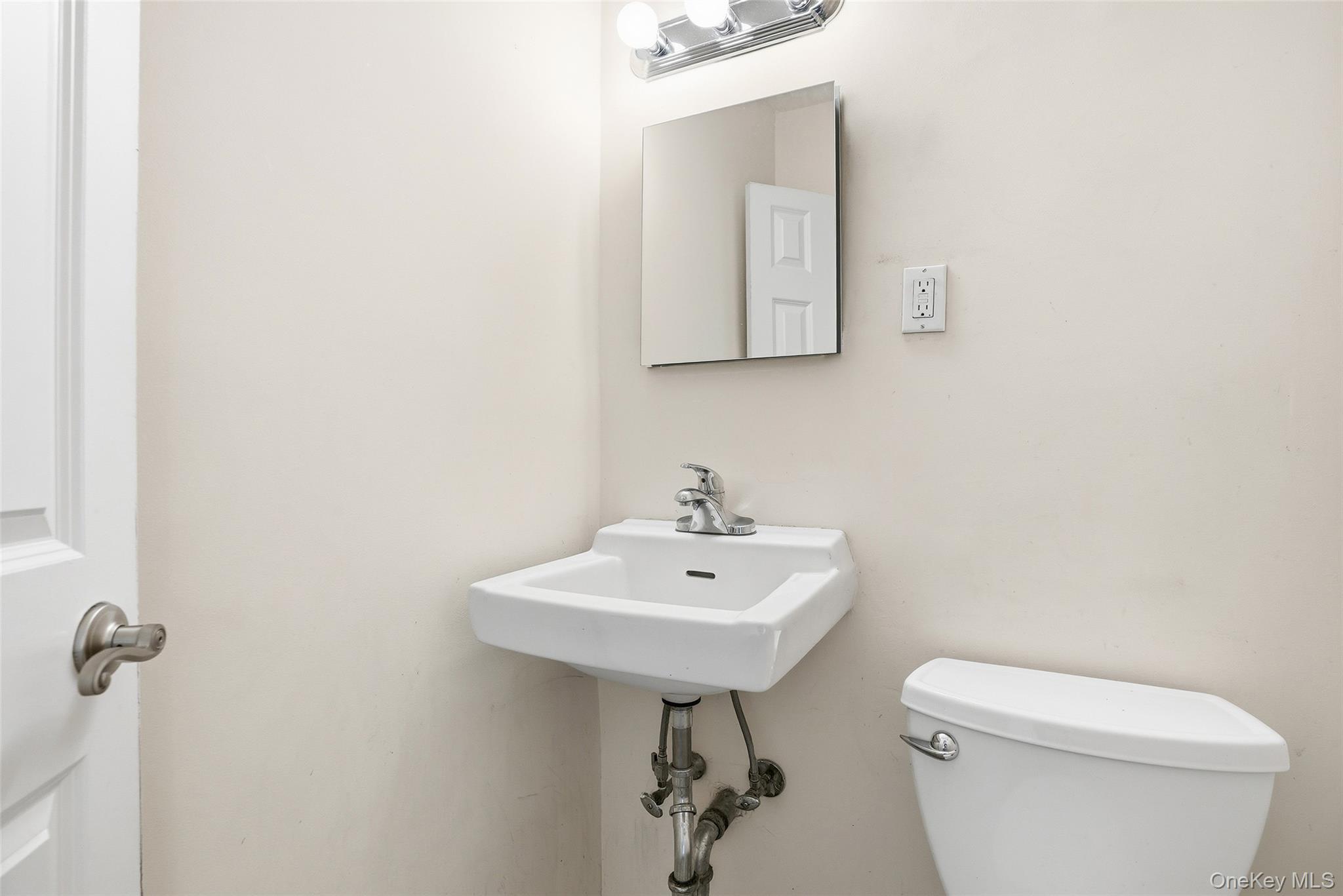 324 Palmer Terrace Unit: 1A