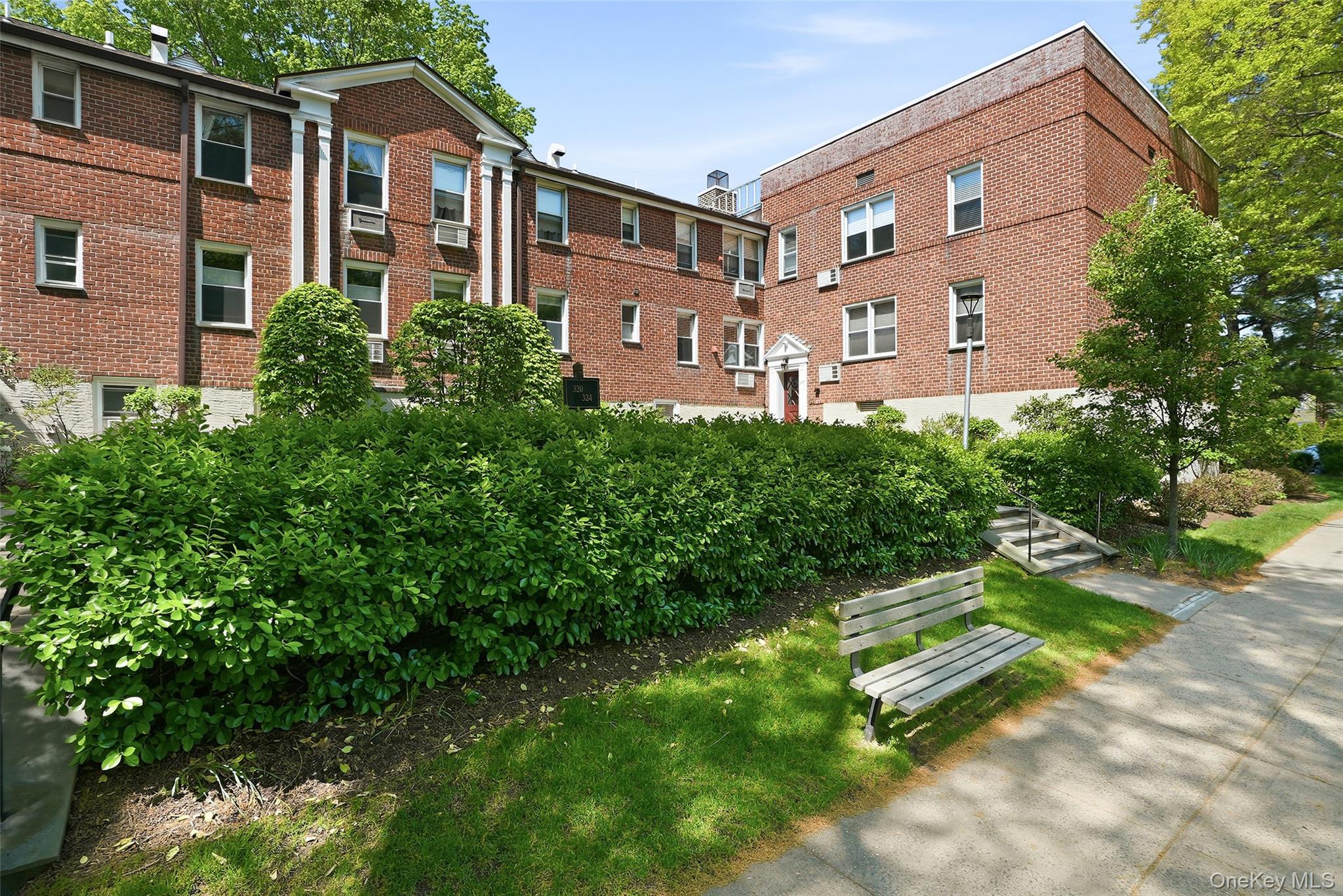 324 Palmer Terrace Unit: 1A