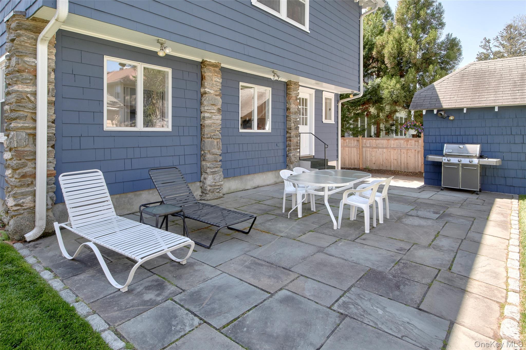 42 Oakwood Avenue