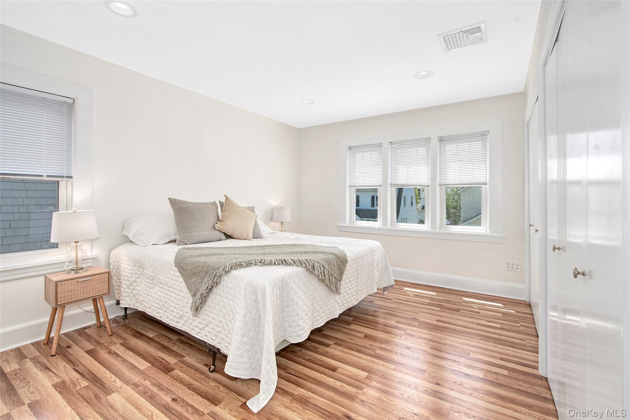 42 Oakwood Avenue