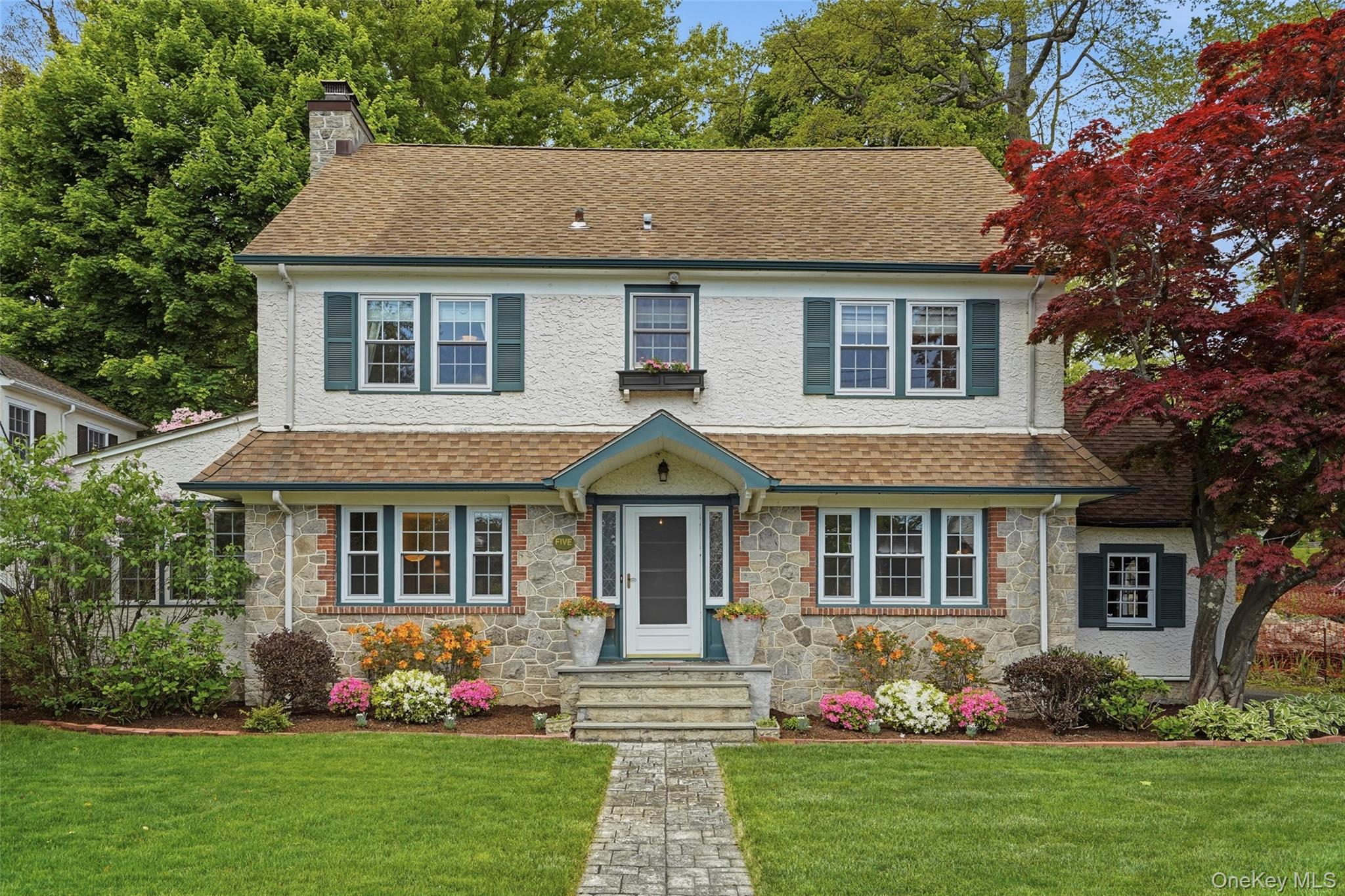 5 Allendale Drive