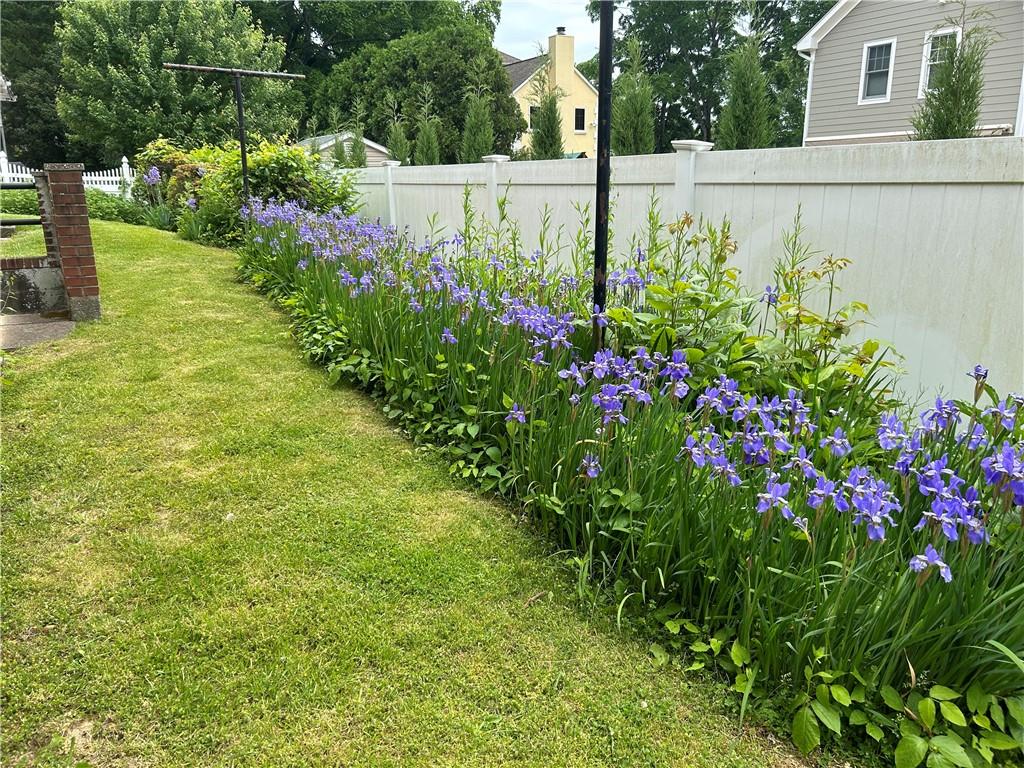 30 W High Street