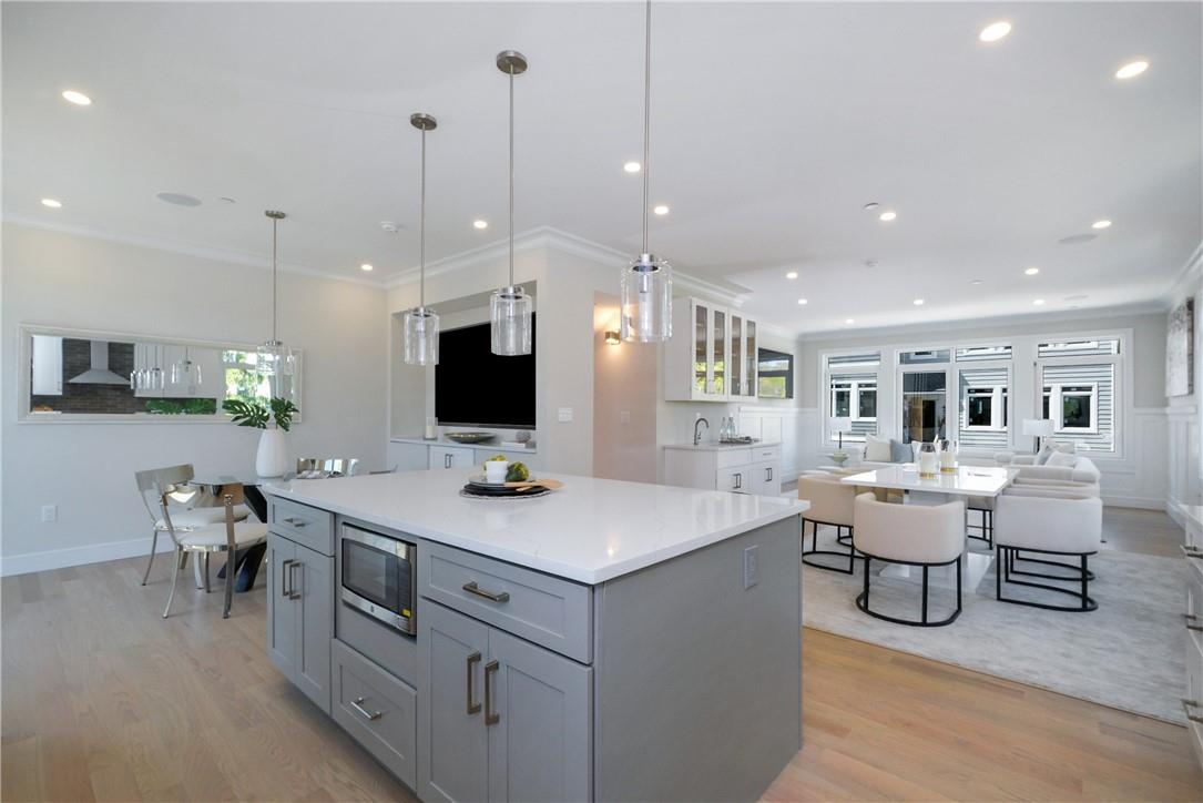 55 Holland Avenue Unit: 1