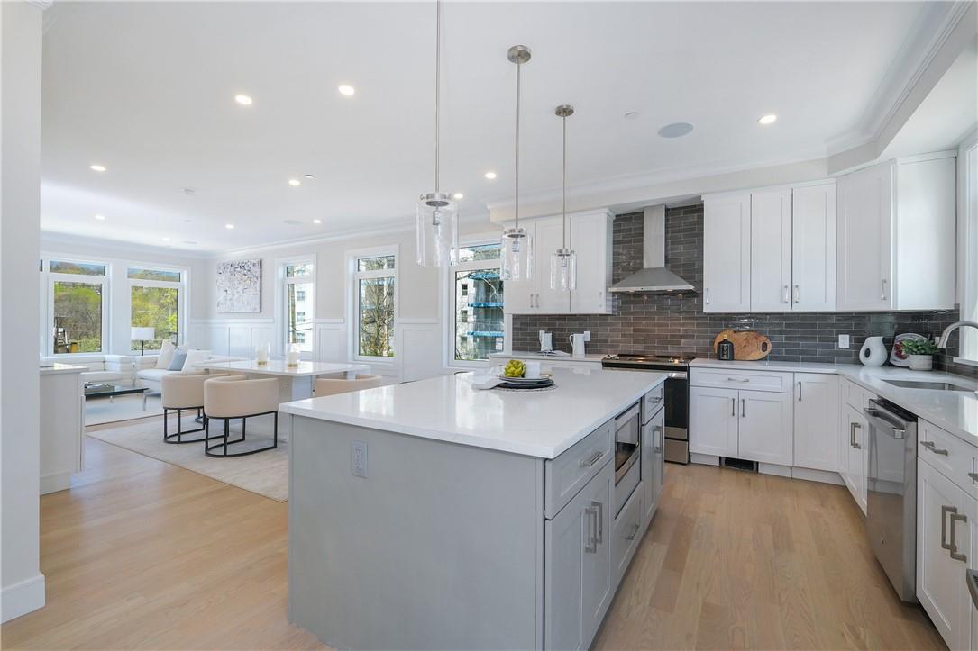 39 Holland Avenue Unit: 7