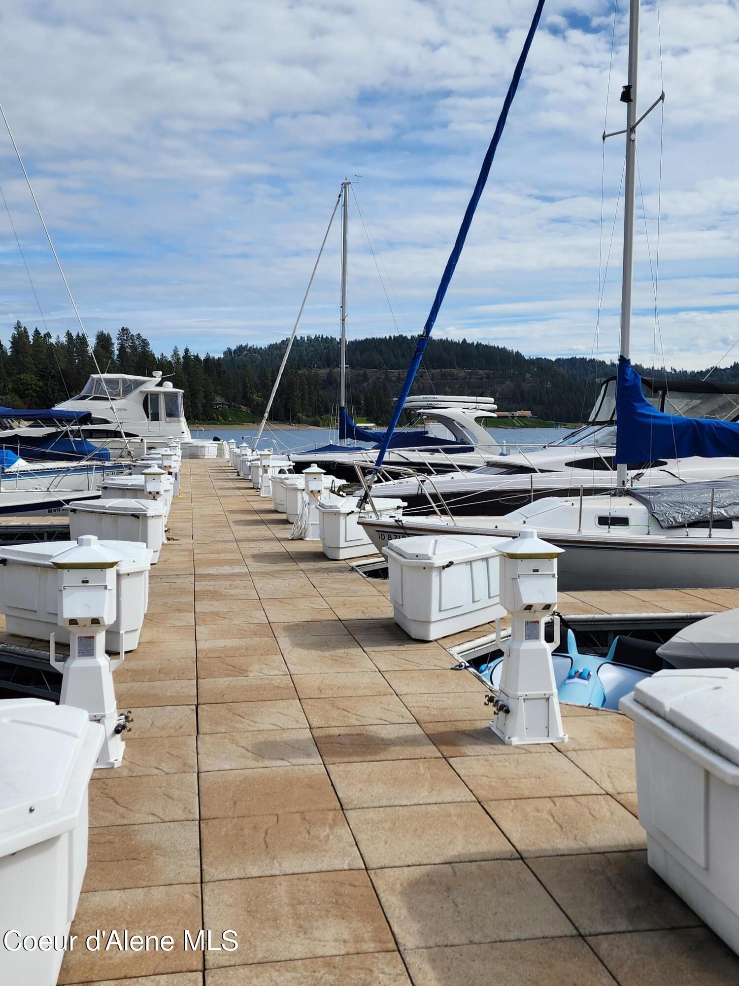 1100 E Lakeshore Dr # D-11, Coeur d'Alene