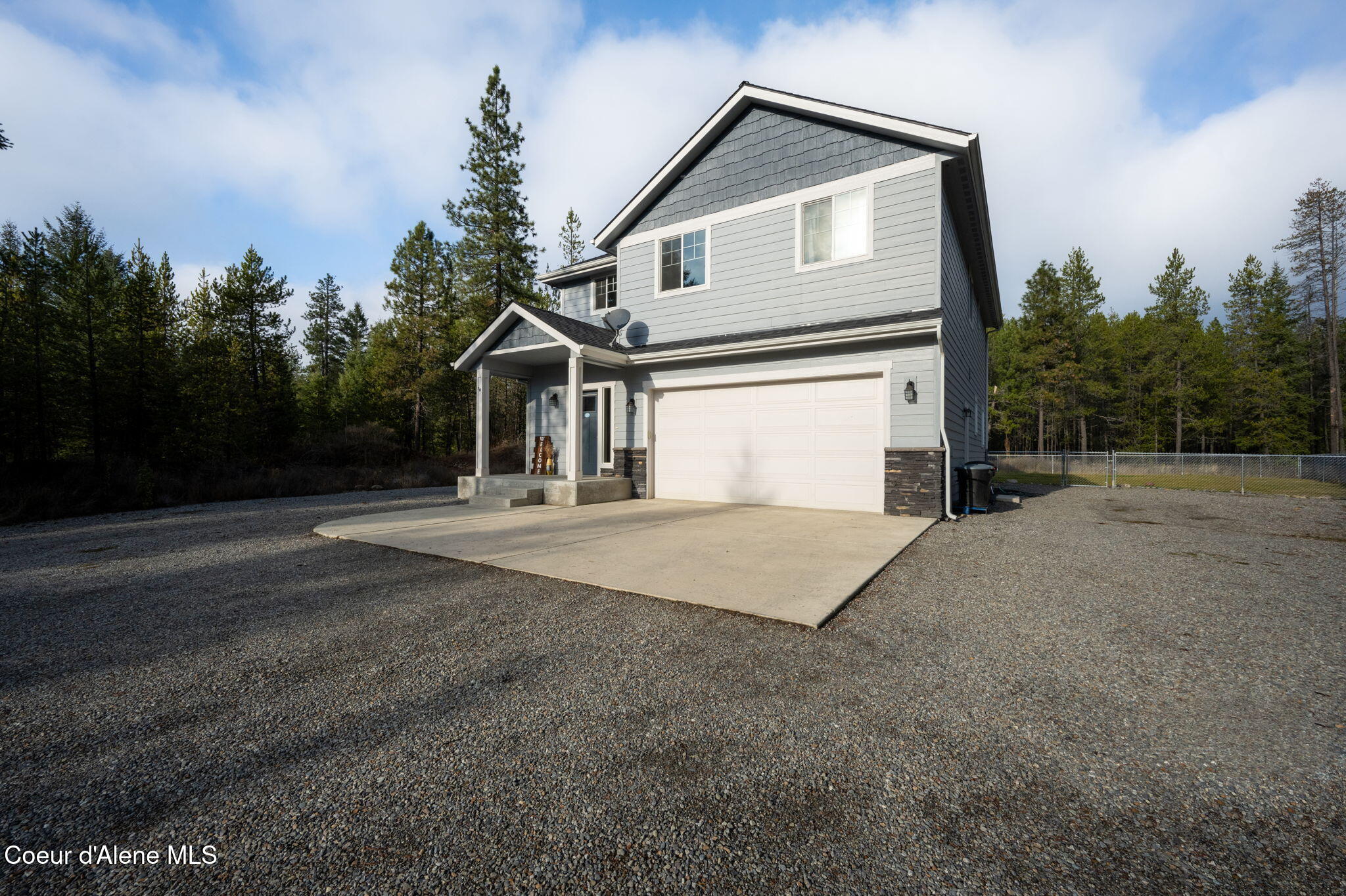 3739 W HILLSDALE RD