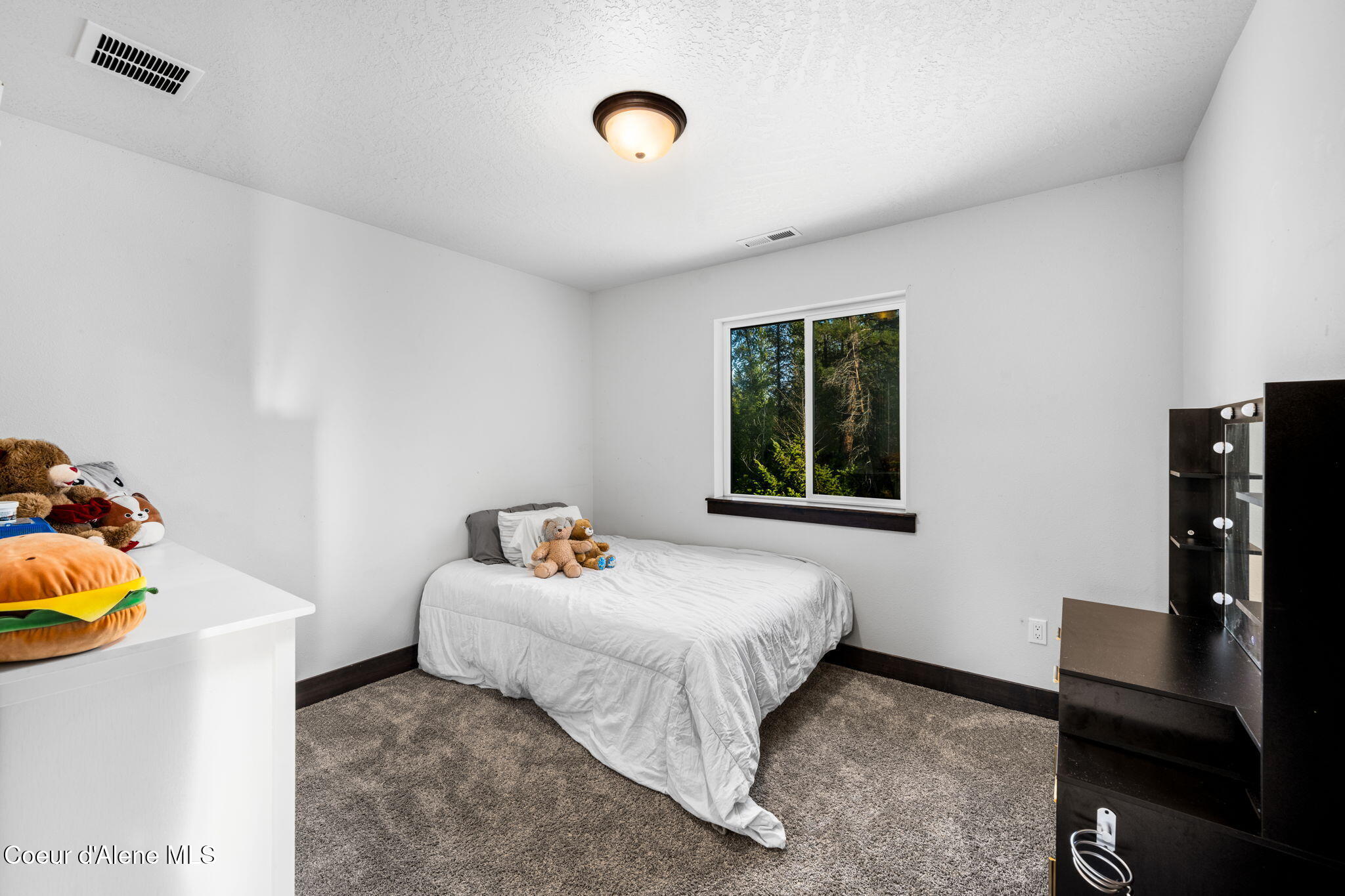 3739 W HILLSDALE RD