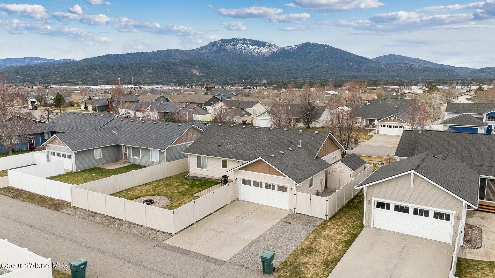 6658 W Soldier Creek Ave