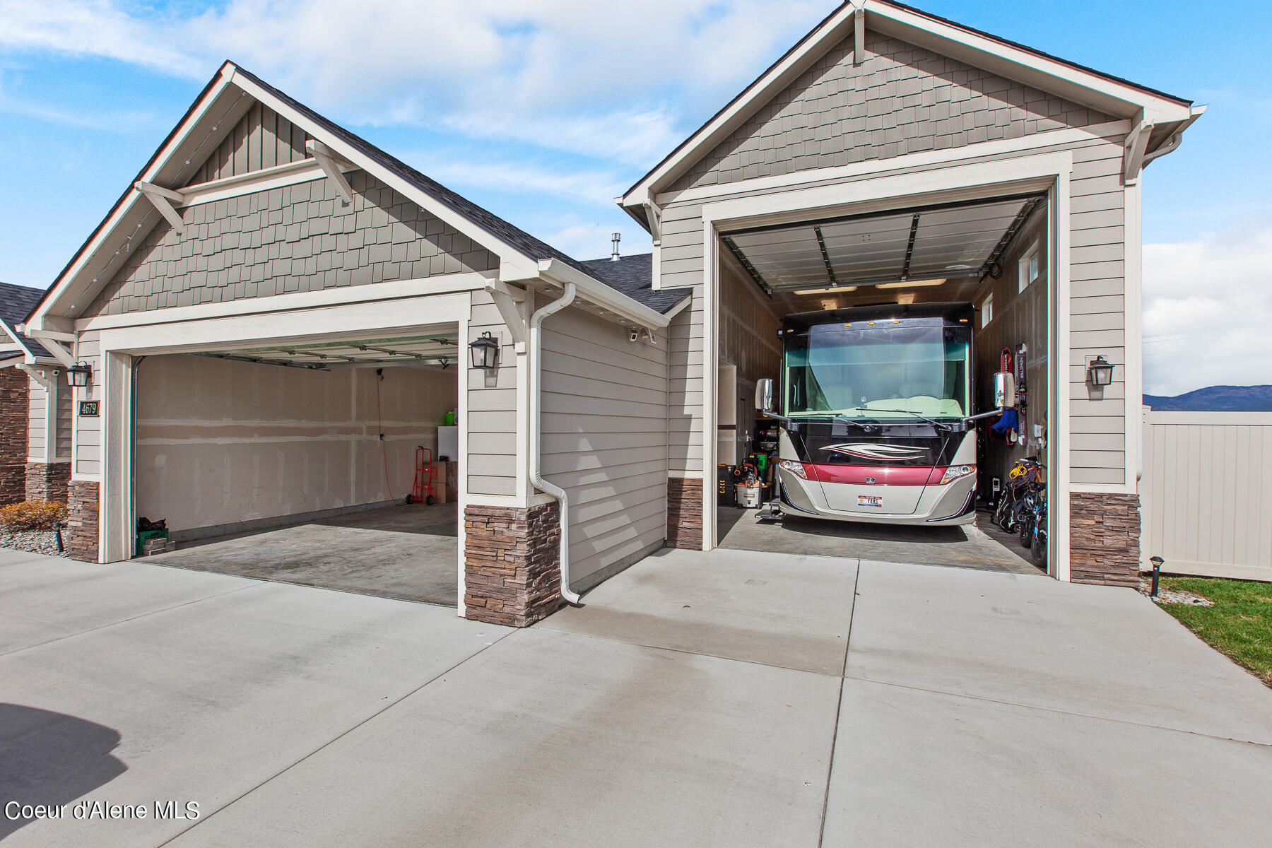 4679 N CONNERY LOOP