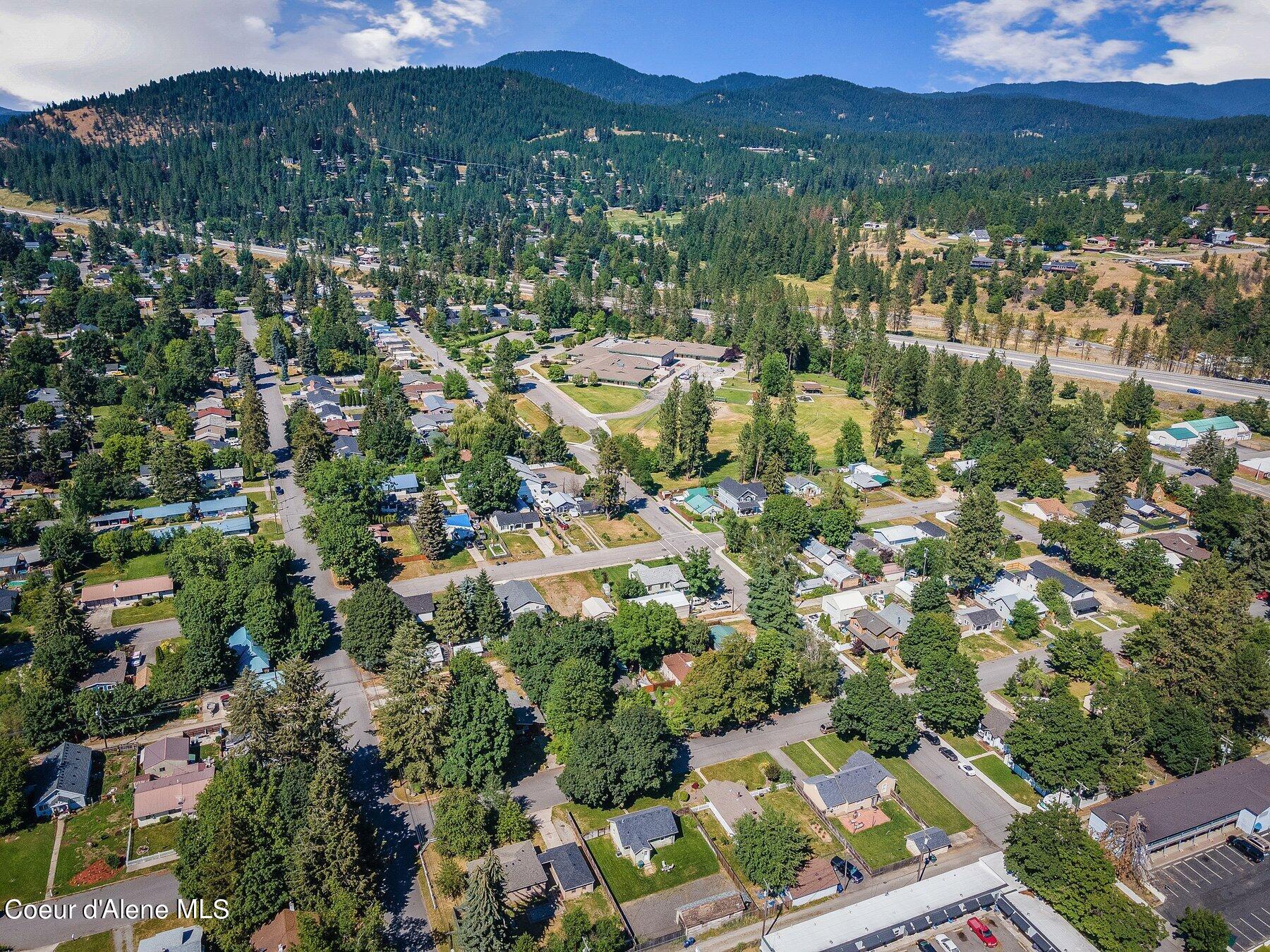 2011 E LAKESIDE AVE, Coeur d'Alene