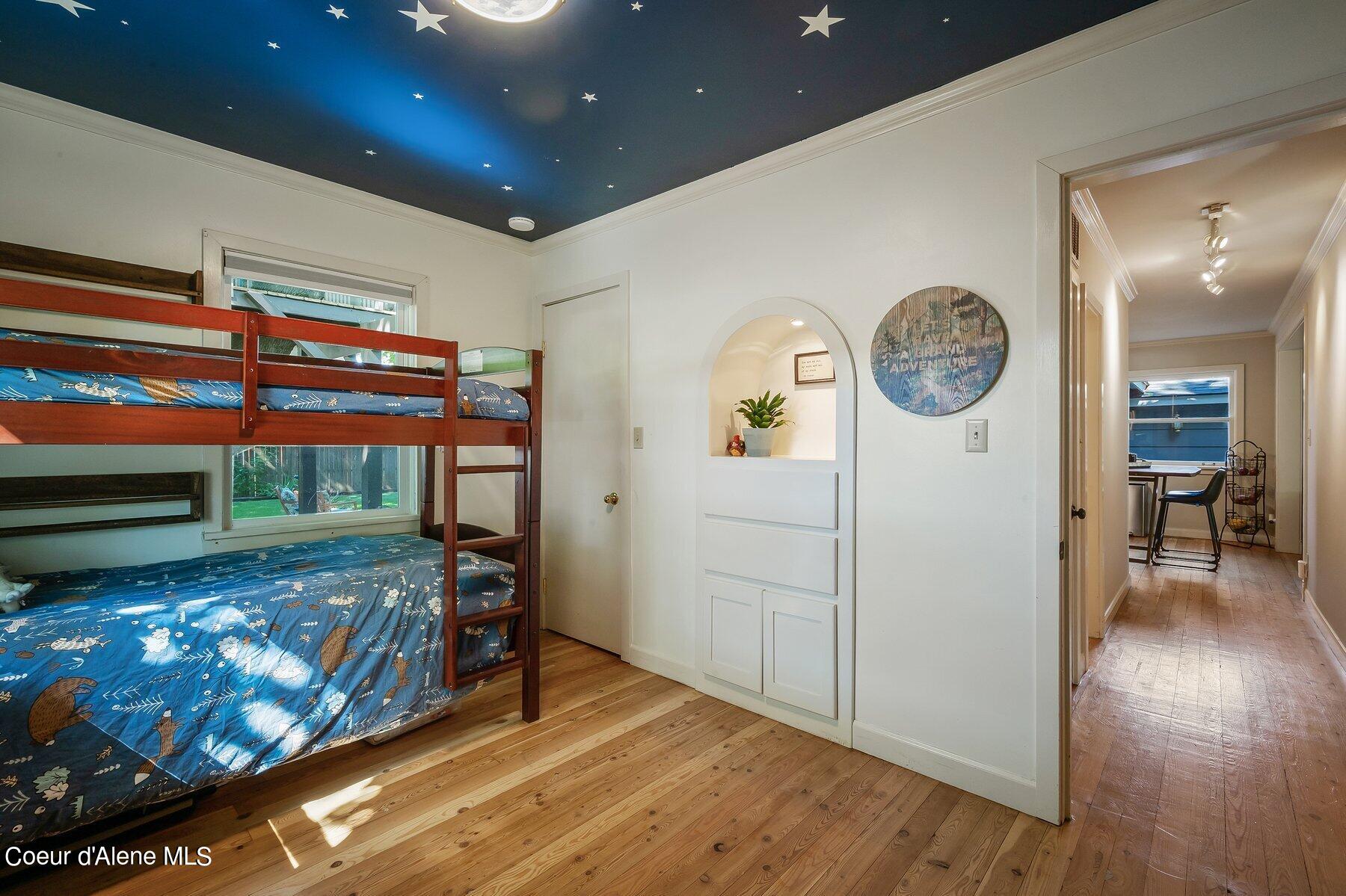 2011 E LAKESIDE AVE, Coeur d'Alene
