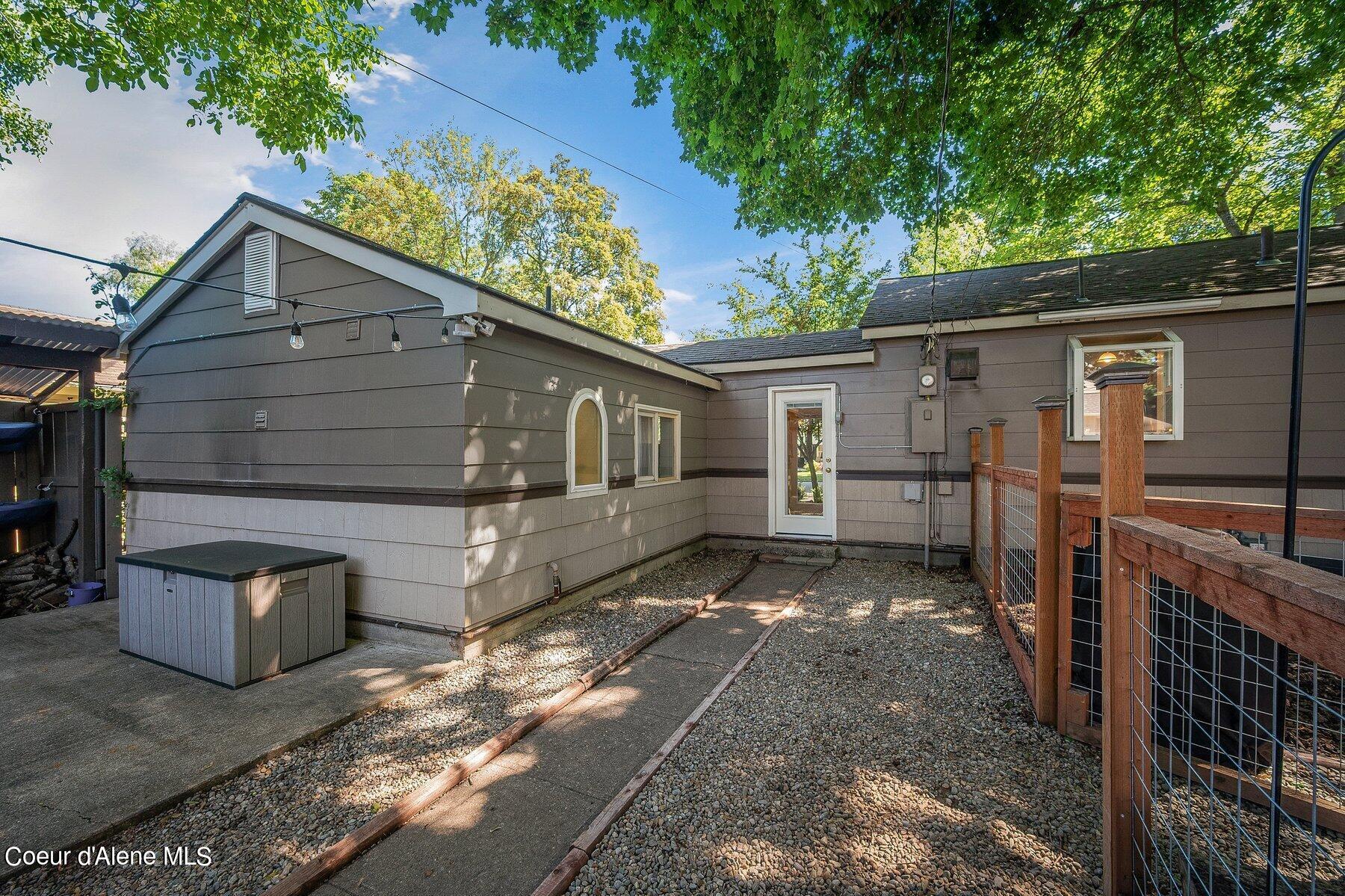2011 E LAKESIDE AVE, Coeur d'Alene