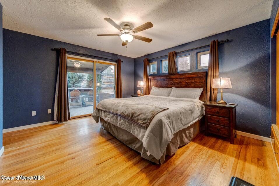 571 E CHESAPEAKE CT