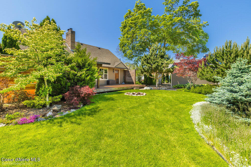571 E CHESAPEAKE CT