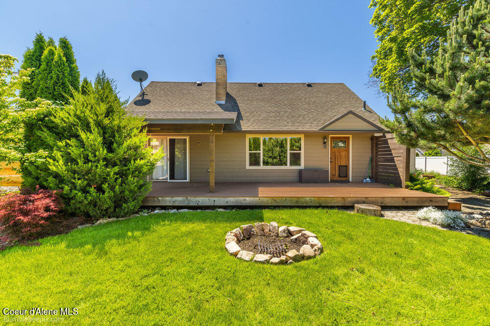 571 E CHESAPEAKE CT