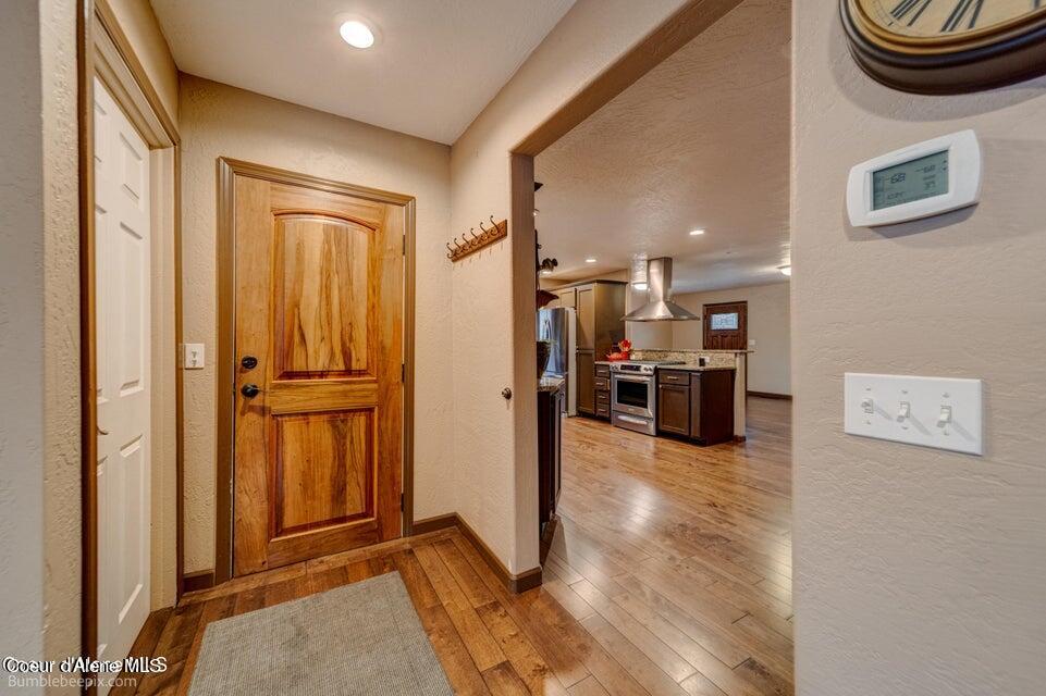 571 E CHESAPEAKE CT