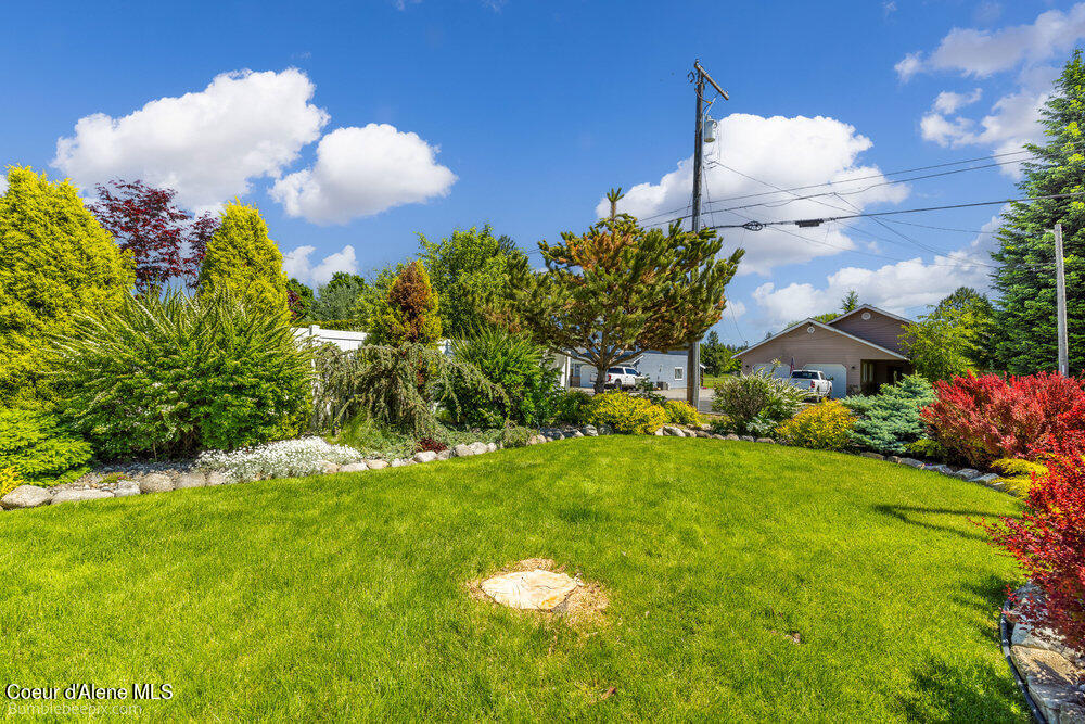 571 E CHESAPEAKE CT