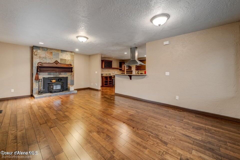 571 E CHESAPEAKE CT