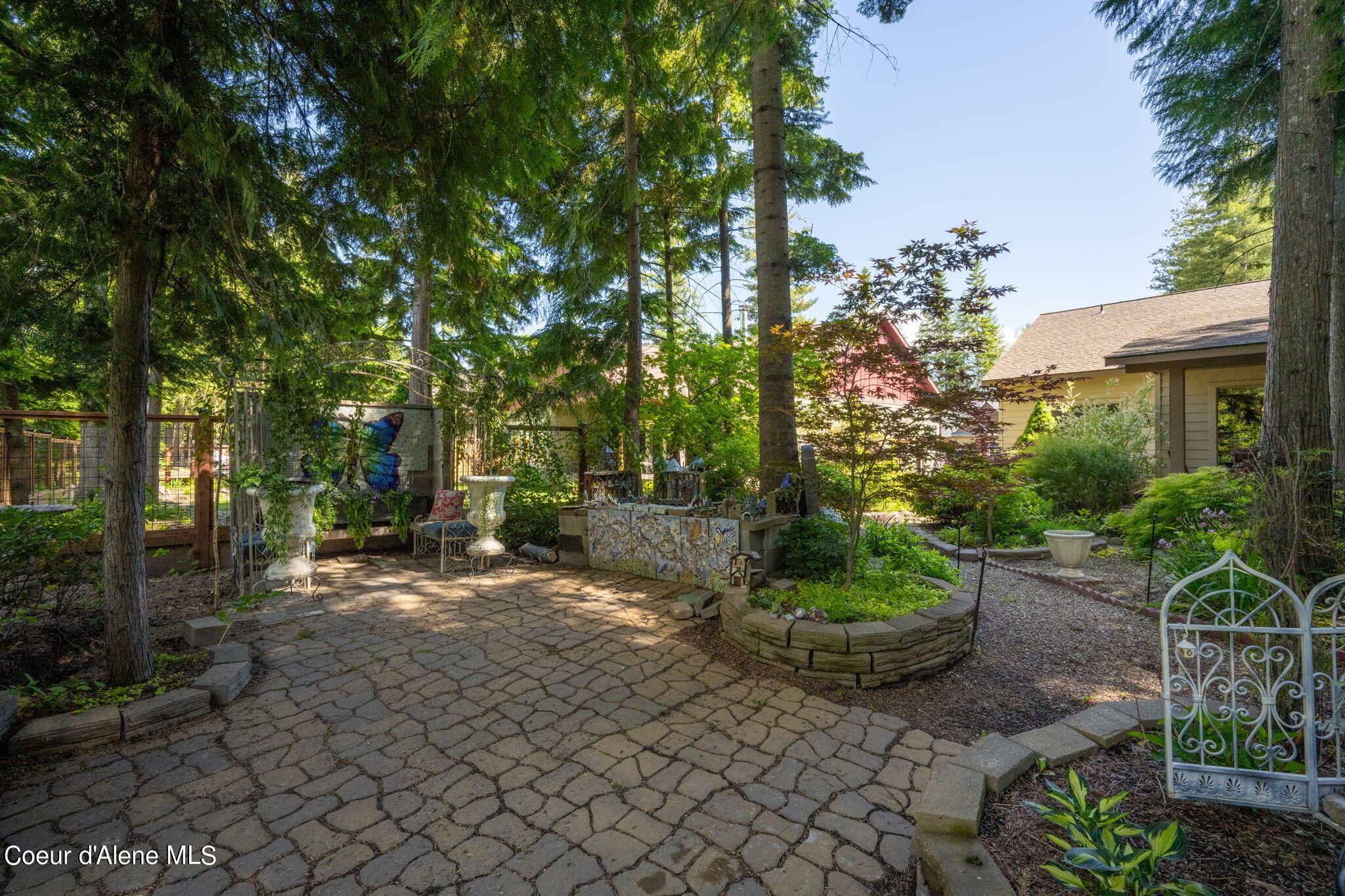 620 Jenny Ln