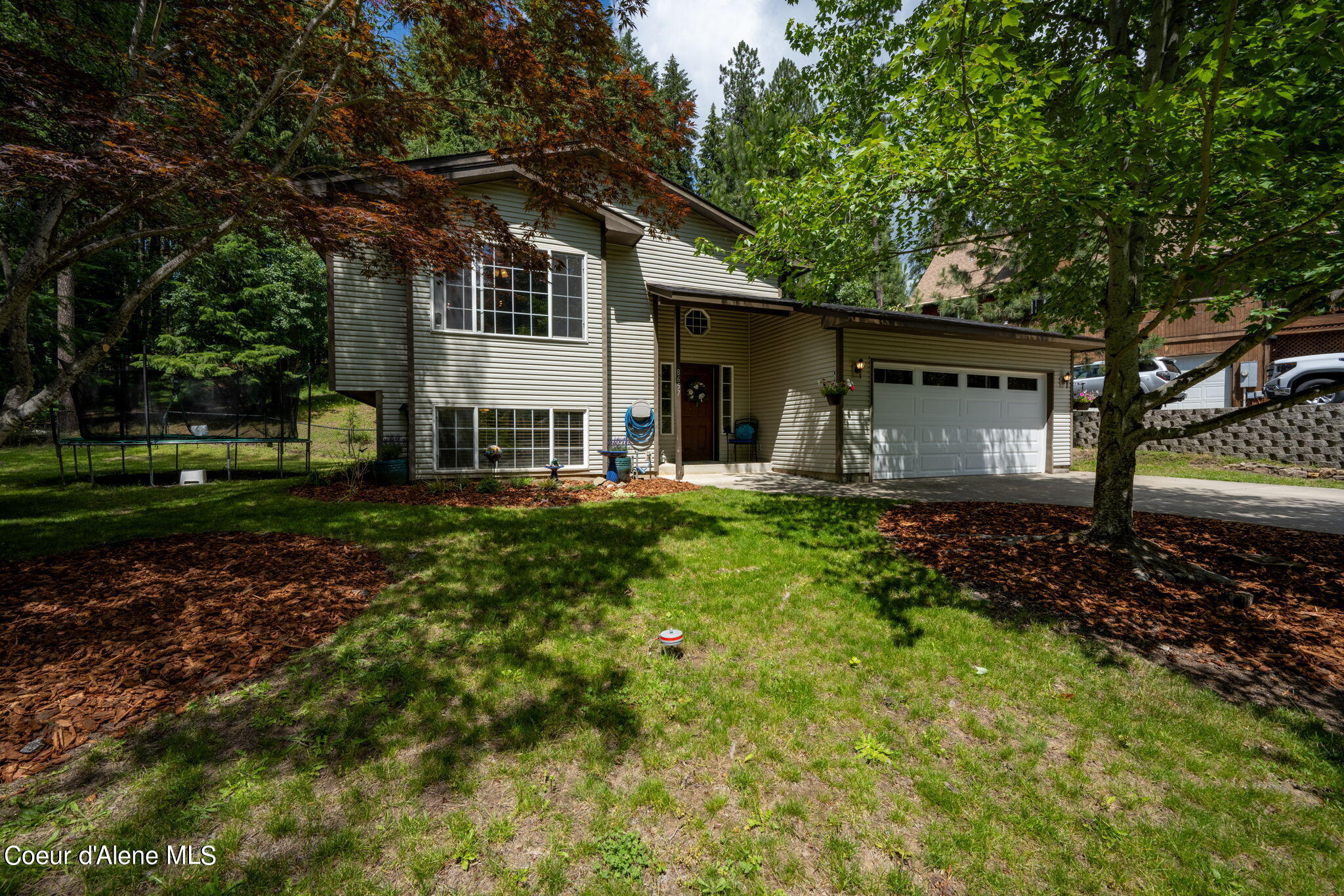 8657 N CLARKVIEW PL