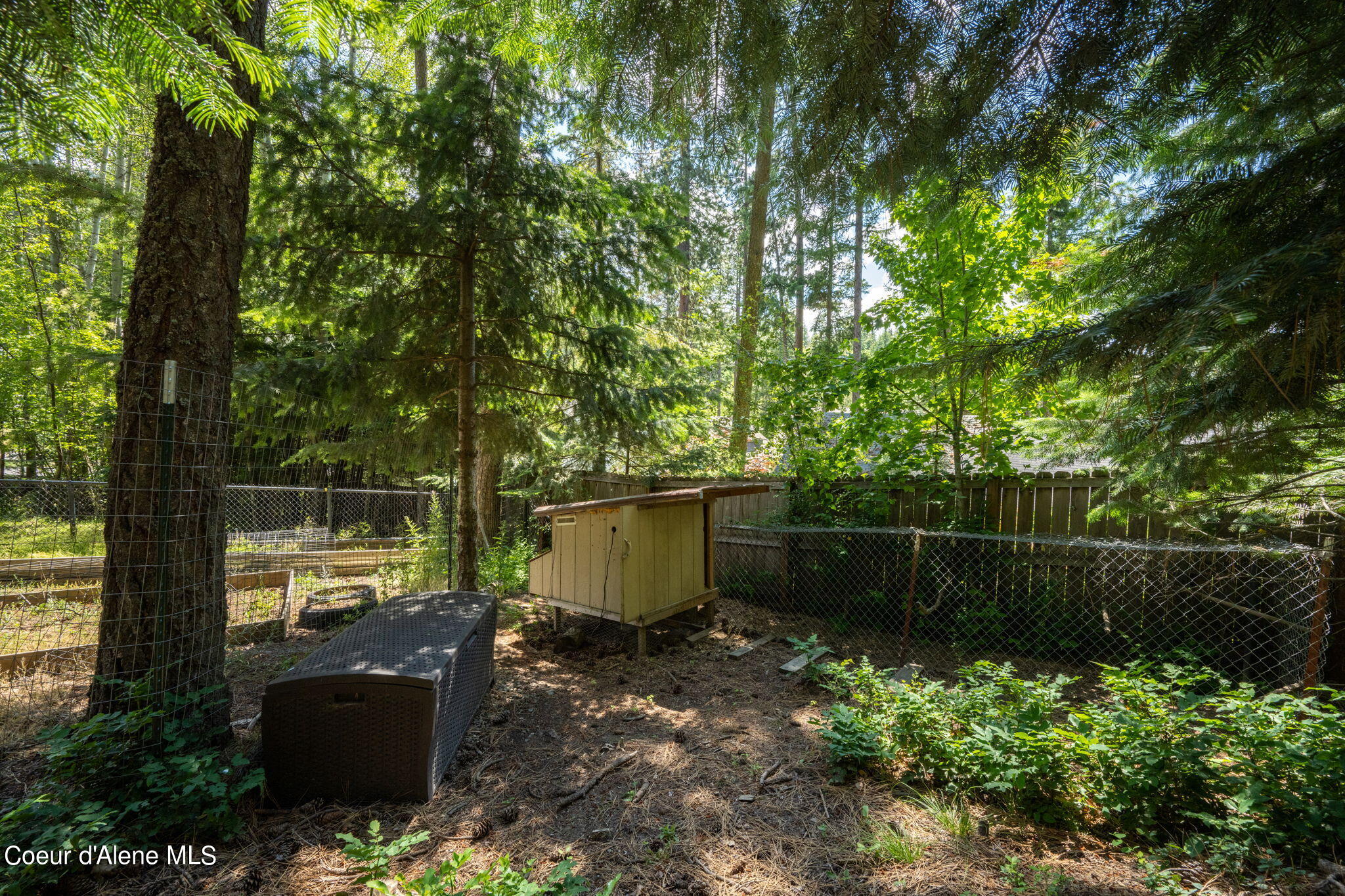 8657 N CLARKVIEW PL