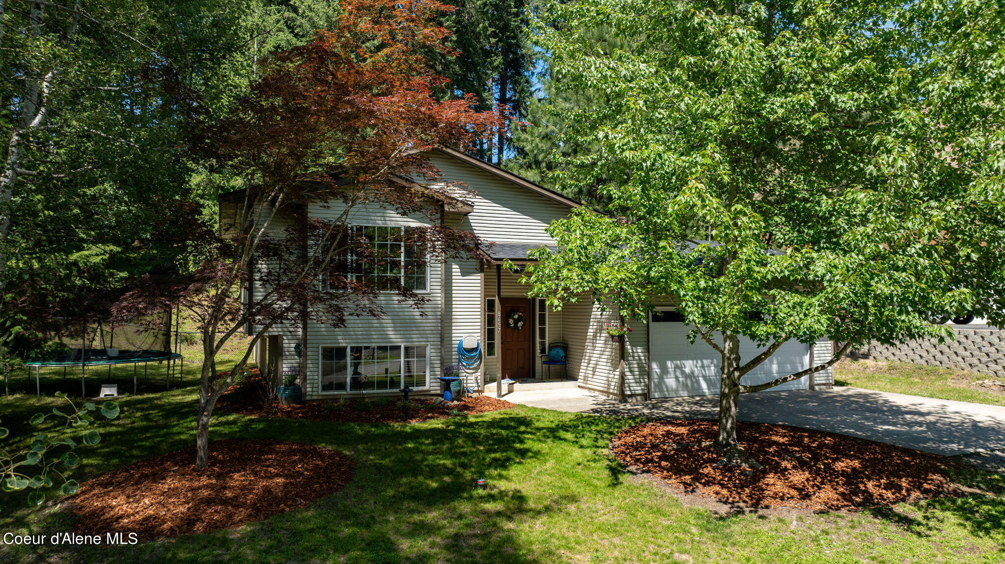 8657 N CLARKVIEW PL