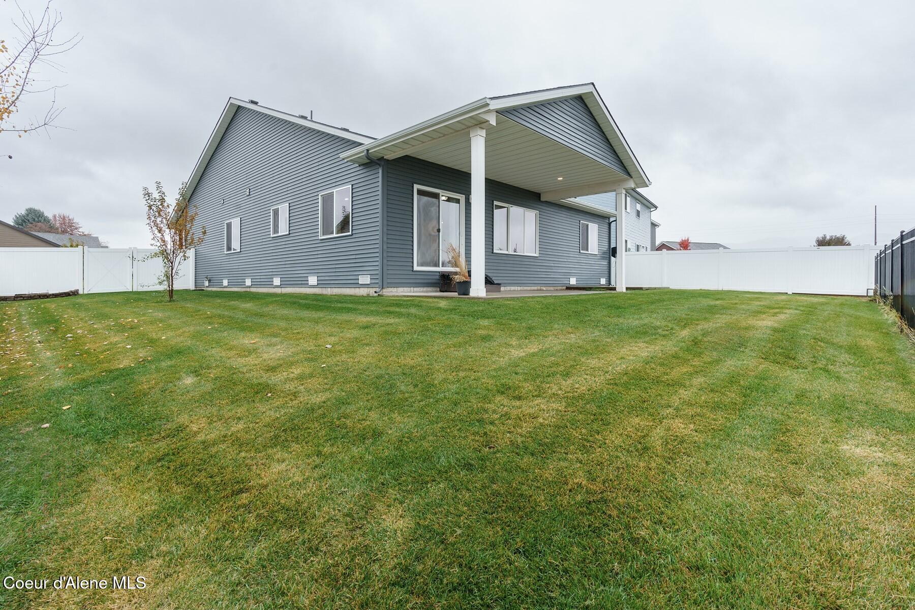 1185 W Wheatland Ave