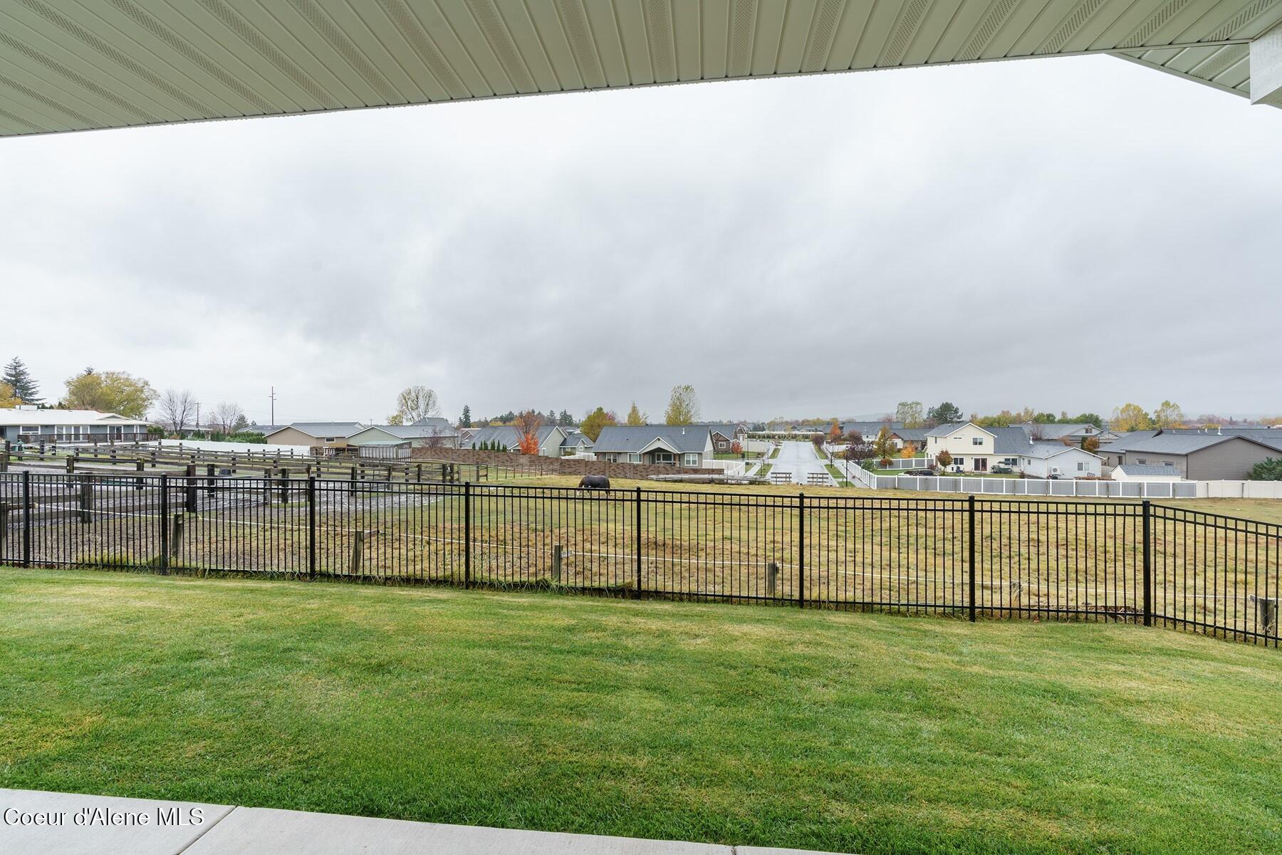 1185 W Wheatland Ave