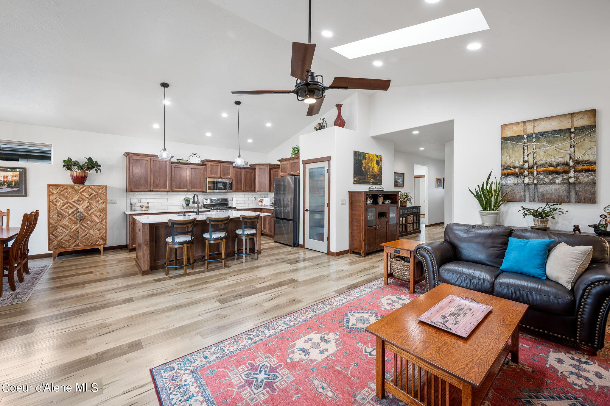 3133 N KIERNAN DR