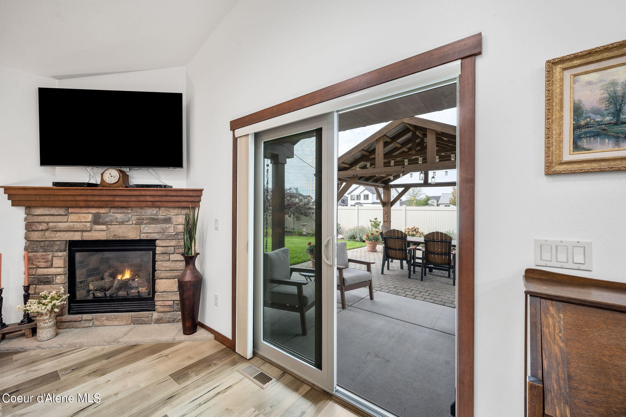 3133 N KIERNAN DR