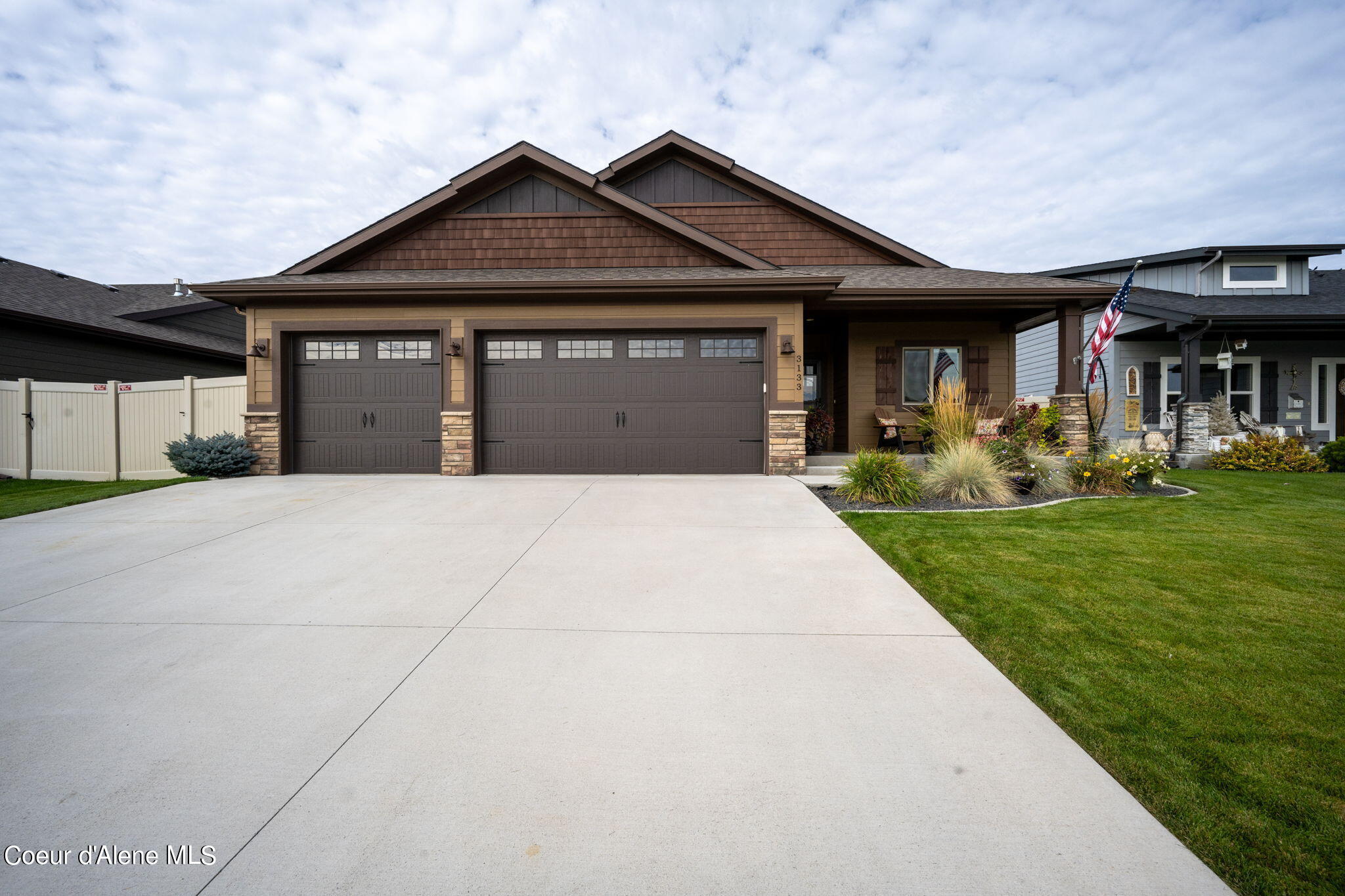 3133 N KIERNAN DR