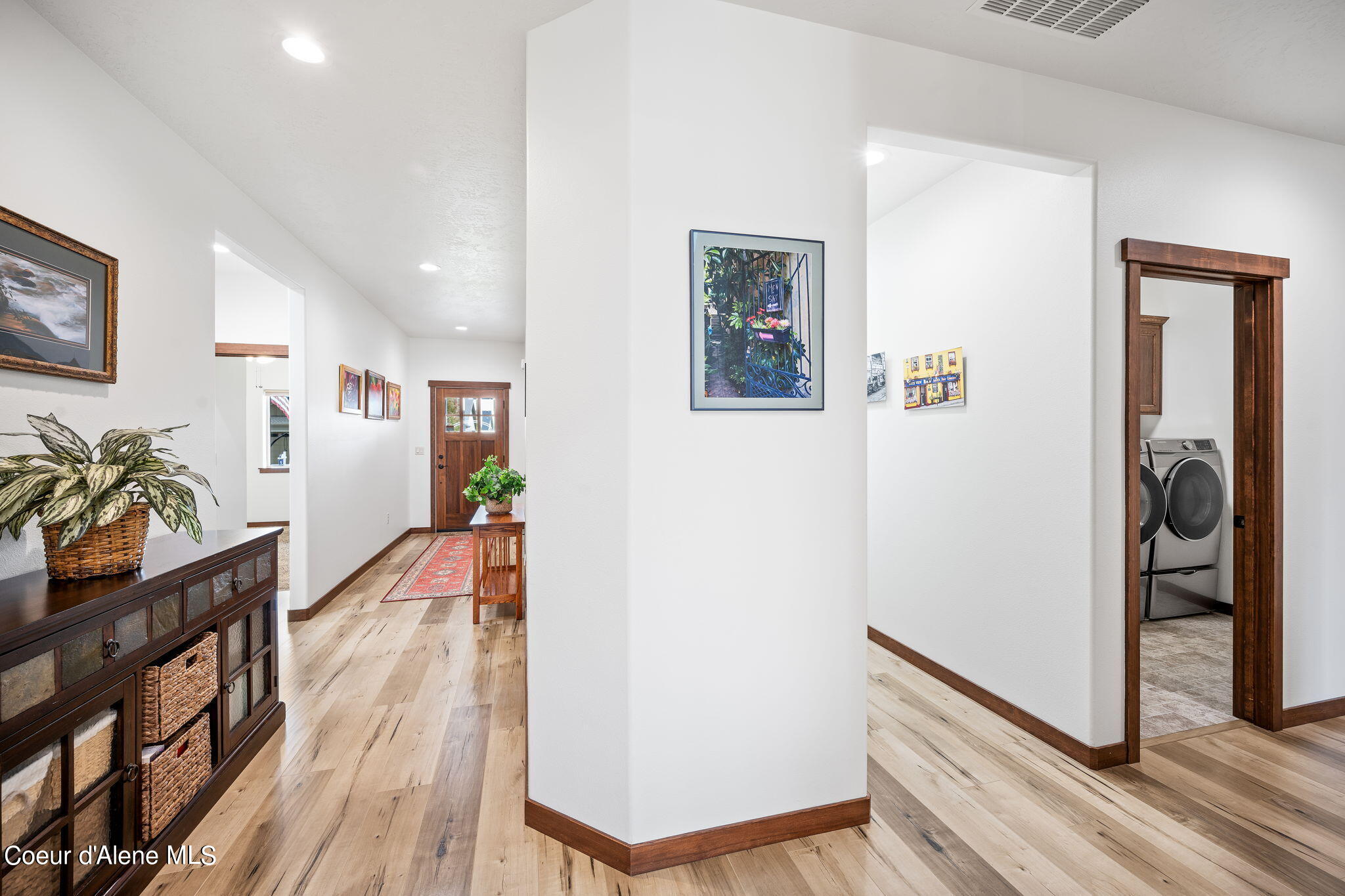 3133 N KIERNAN DR