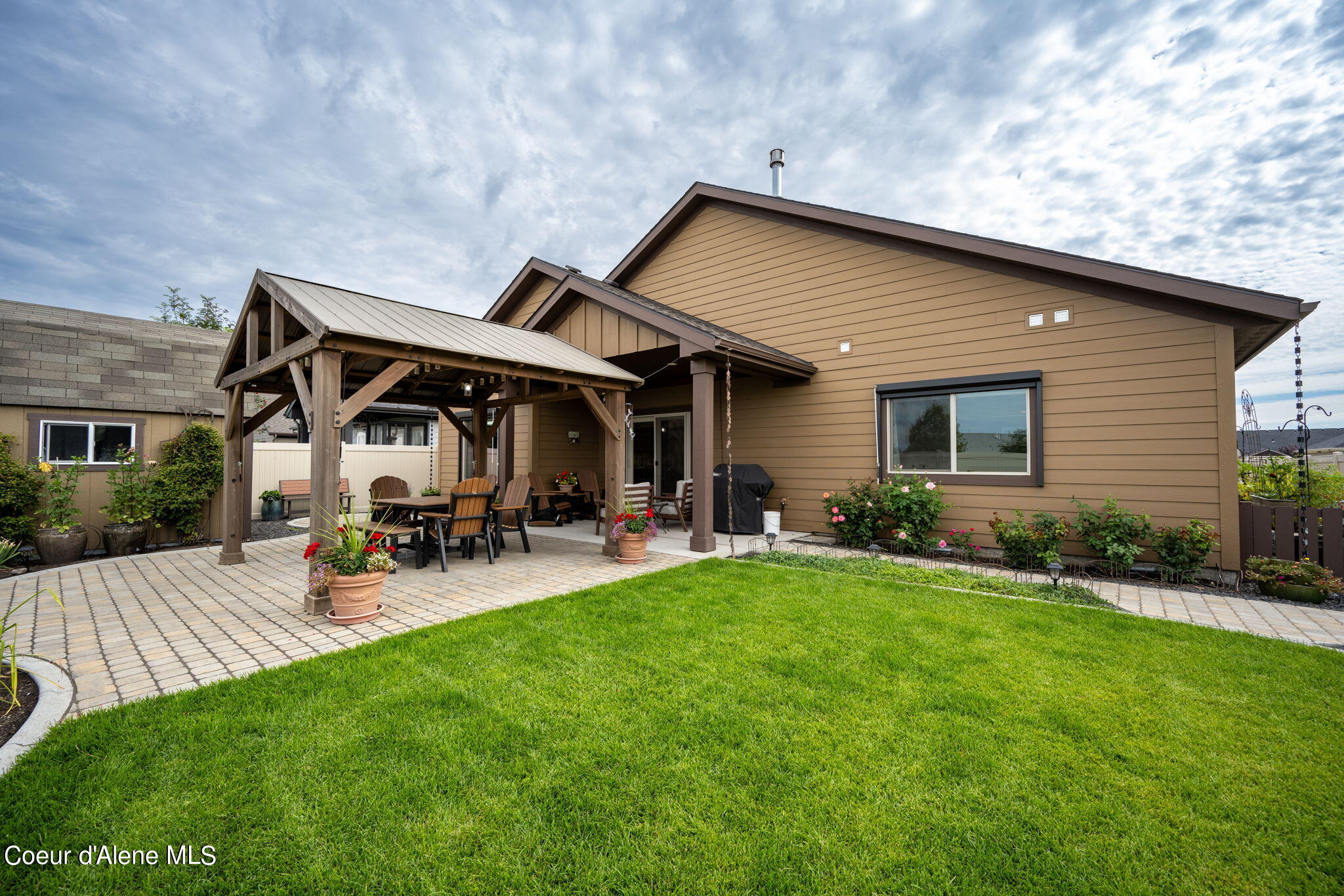 3133 N KIERNAN DR