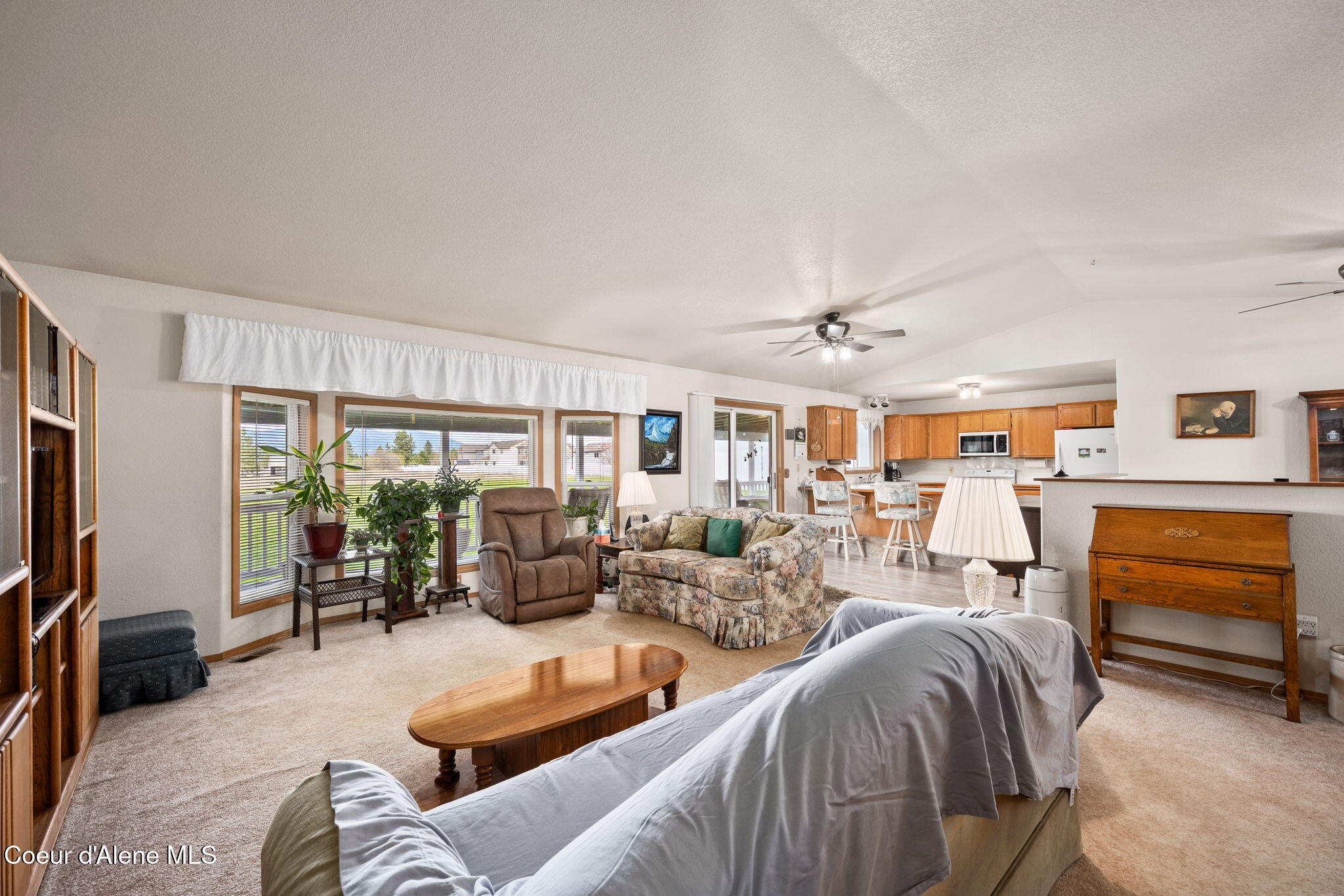 12719 W PRAIRIE AVE