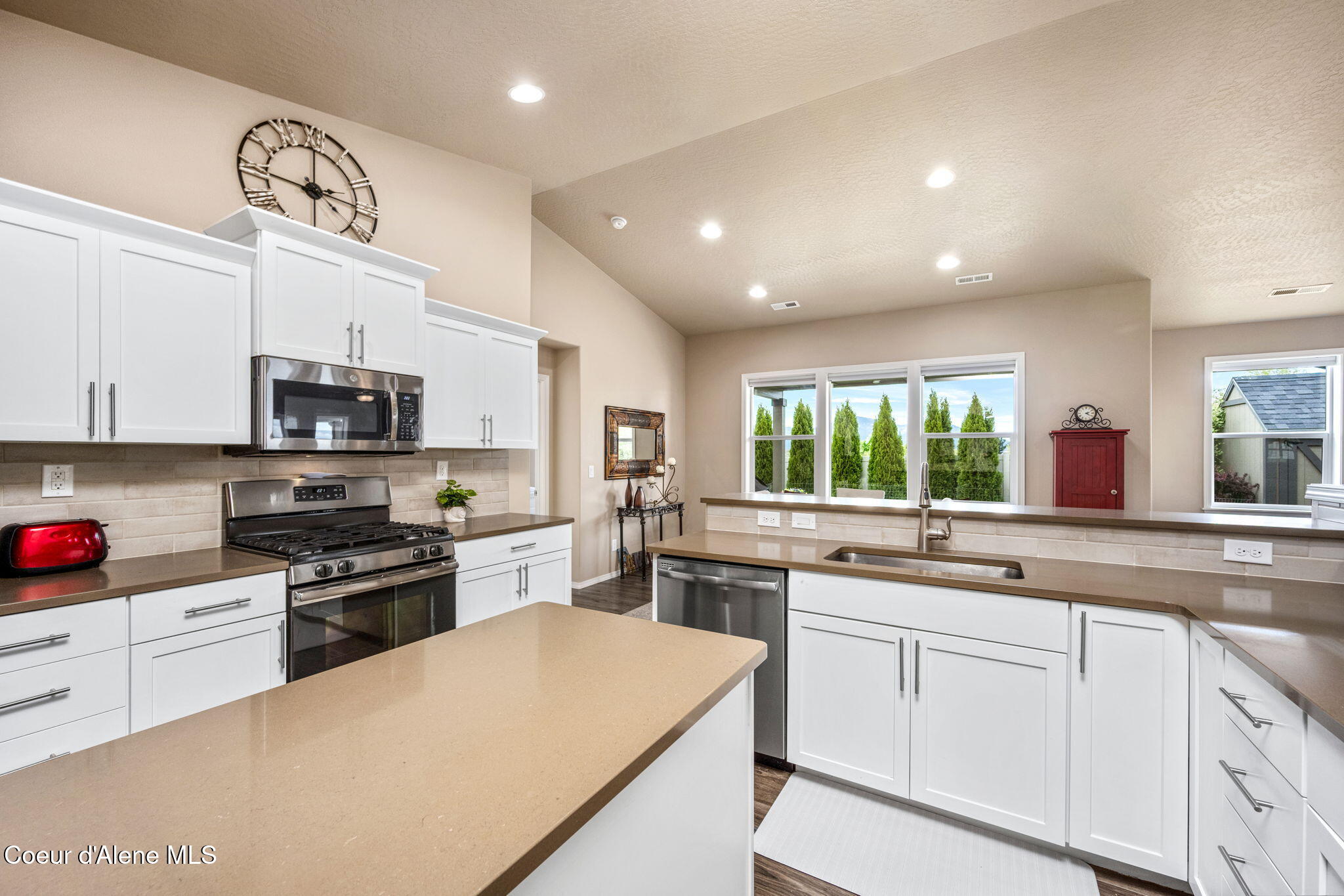 4755 N CONNERY LOOP