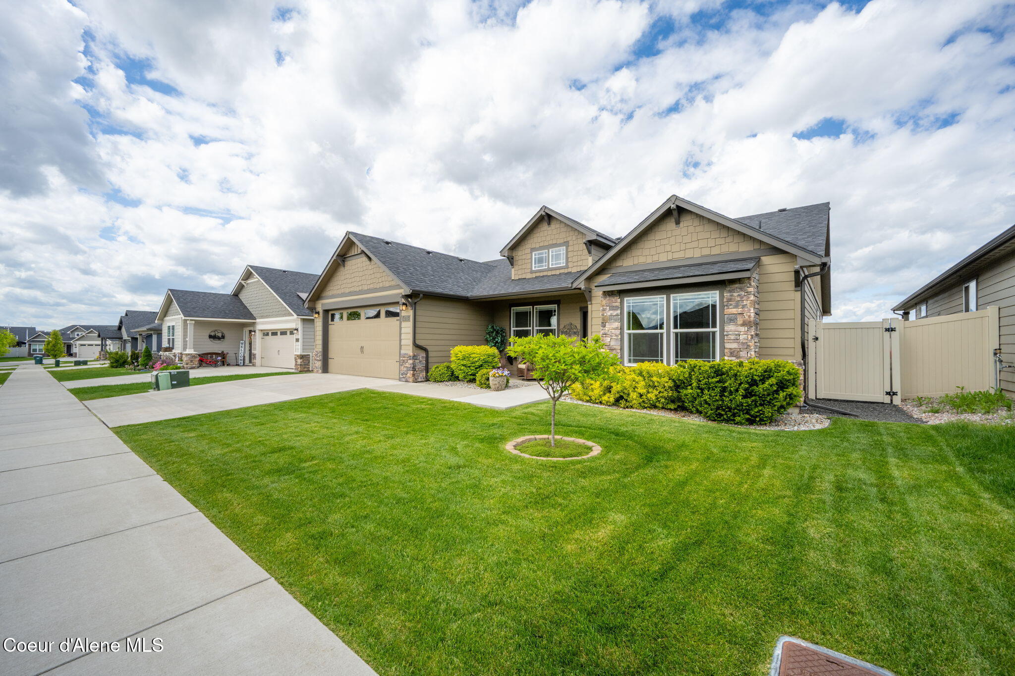4755 N CONNERY LOOP