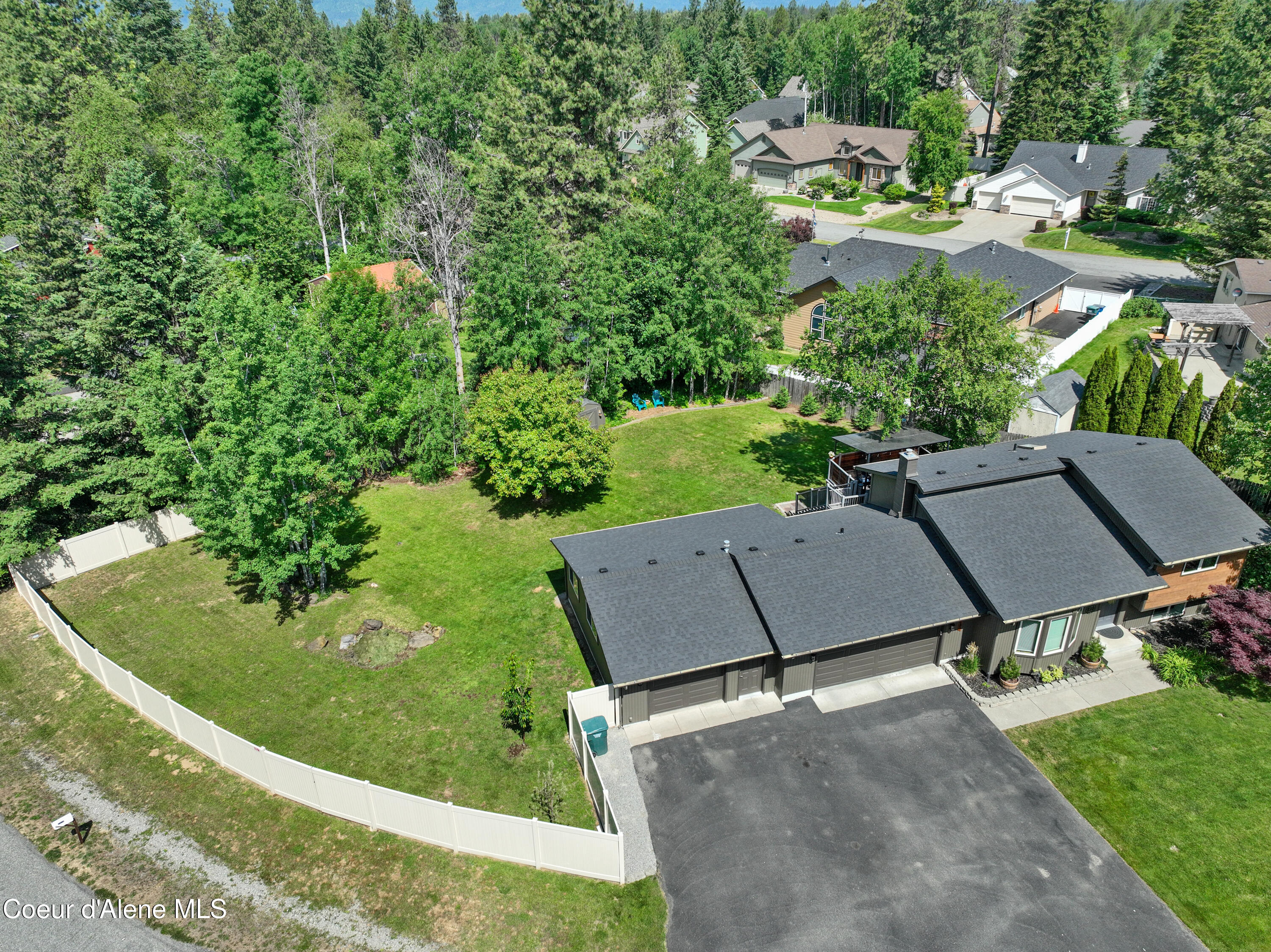 13133 N WESTWOOD DR