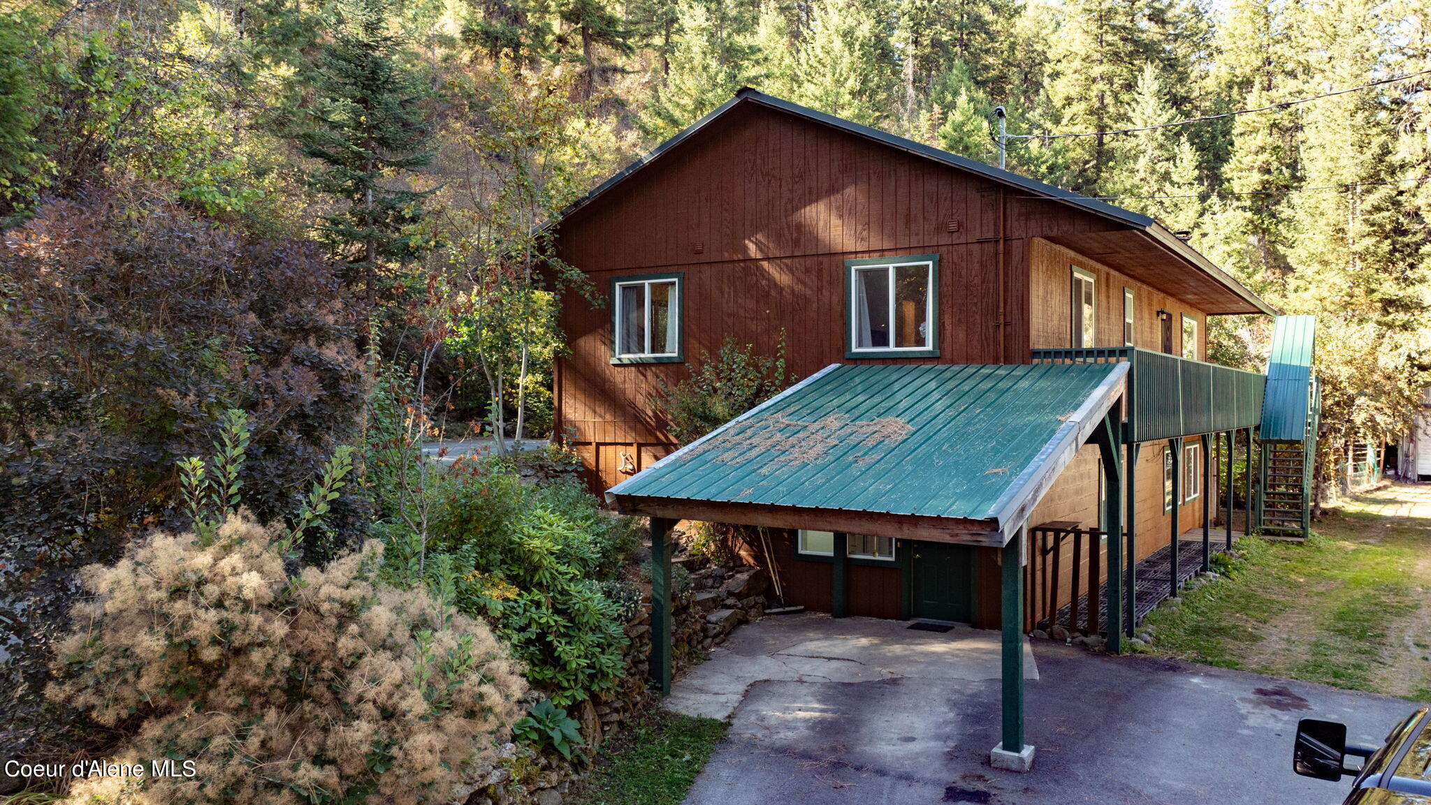 2711 S CARPENTER LOOP