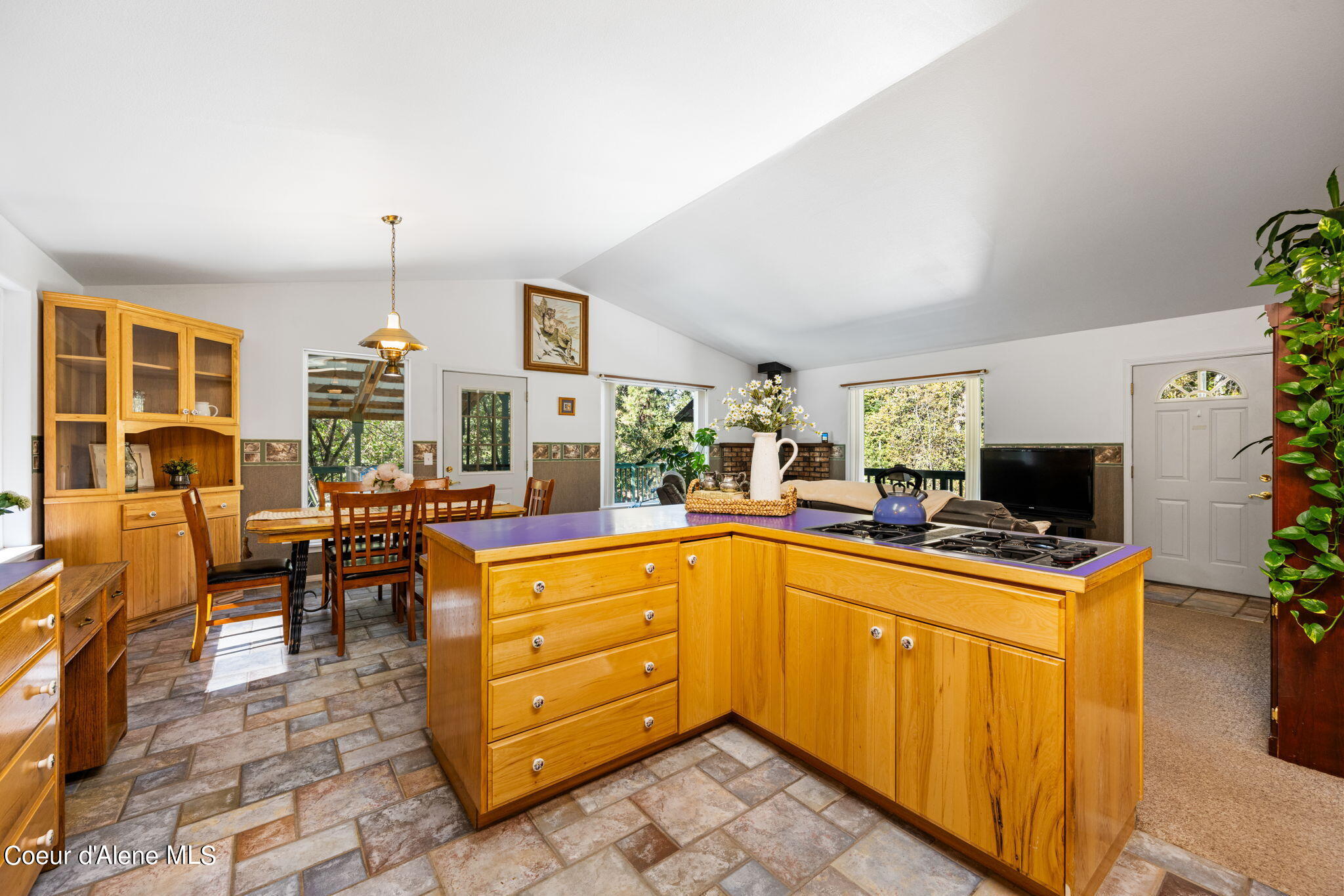2711 S CARPENTER LOOP