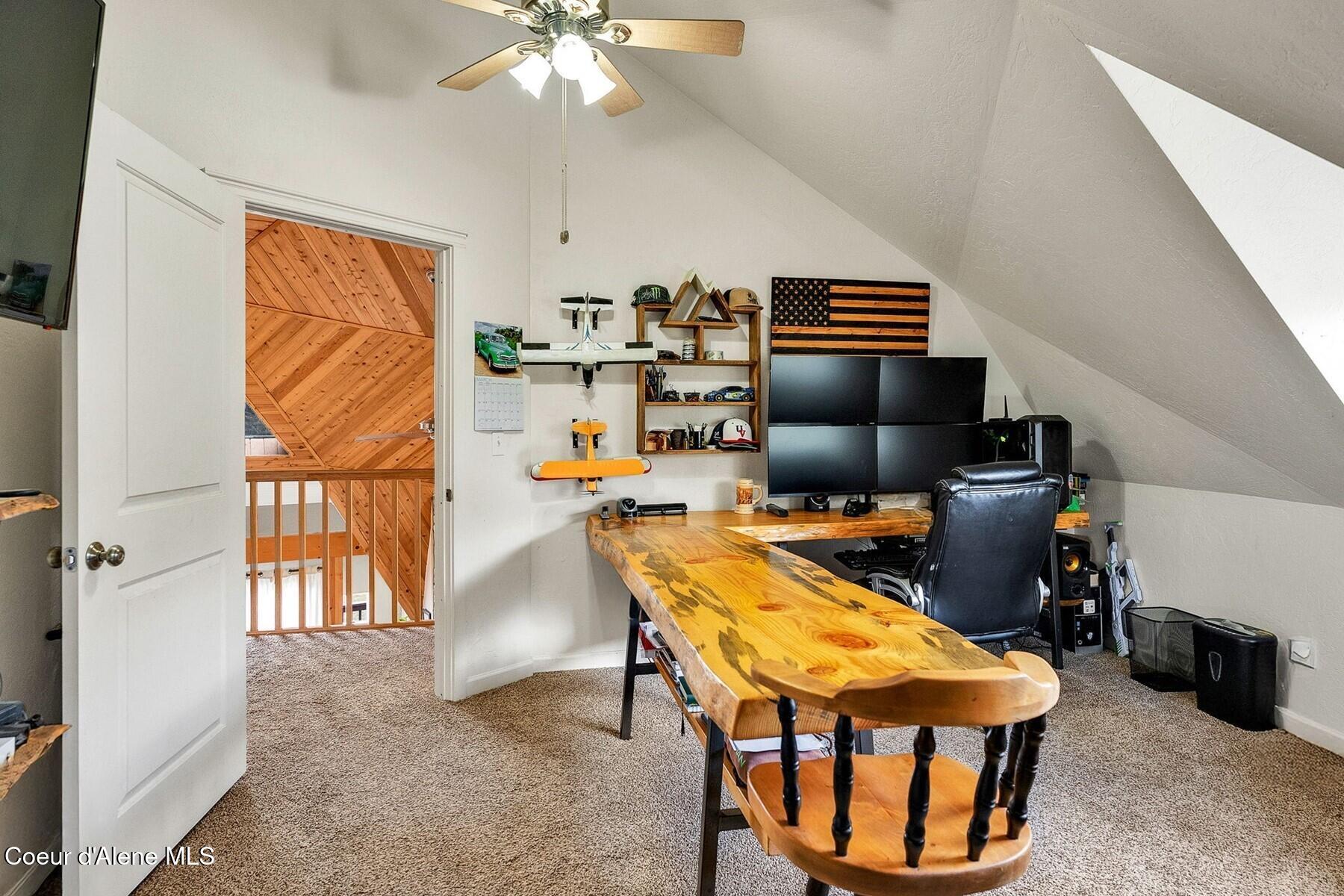 590 Skyhawk Dr
