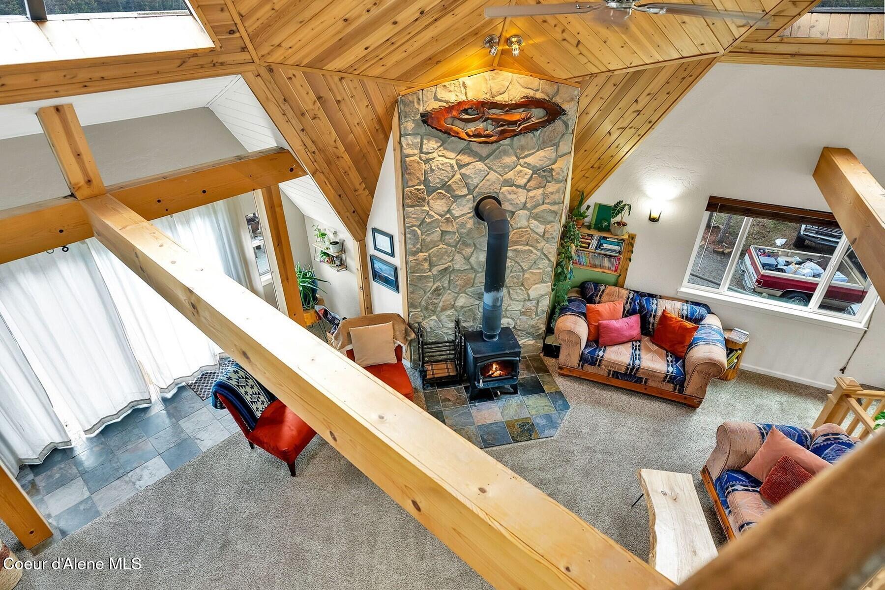 590 Skyhawk Dr