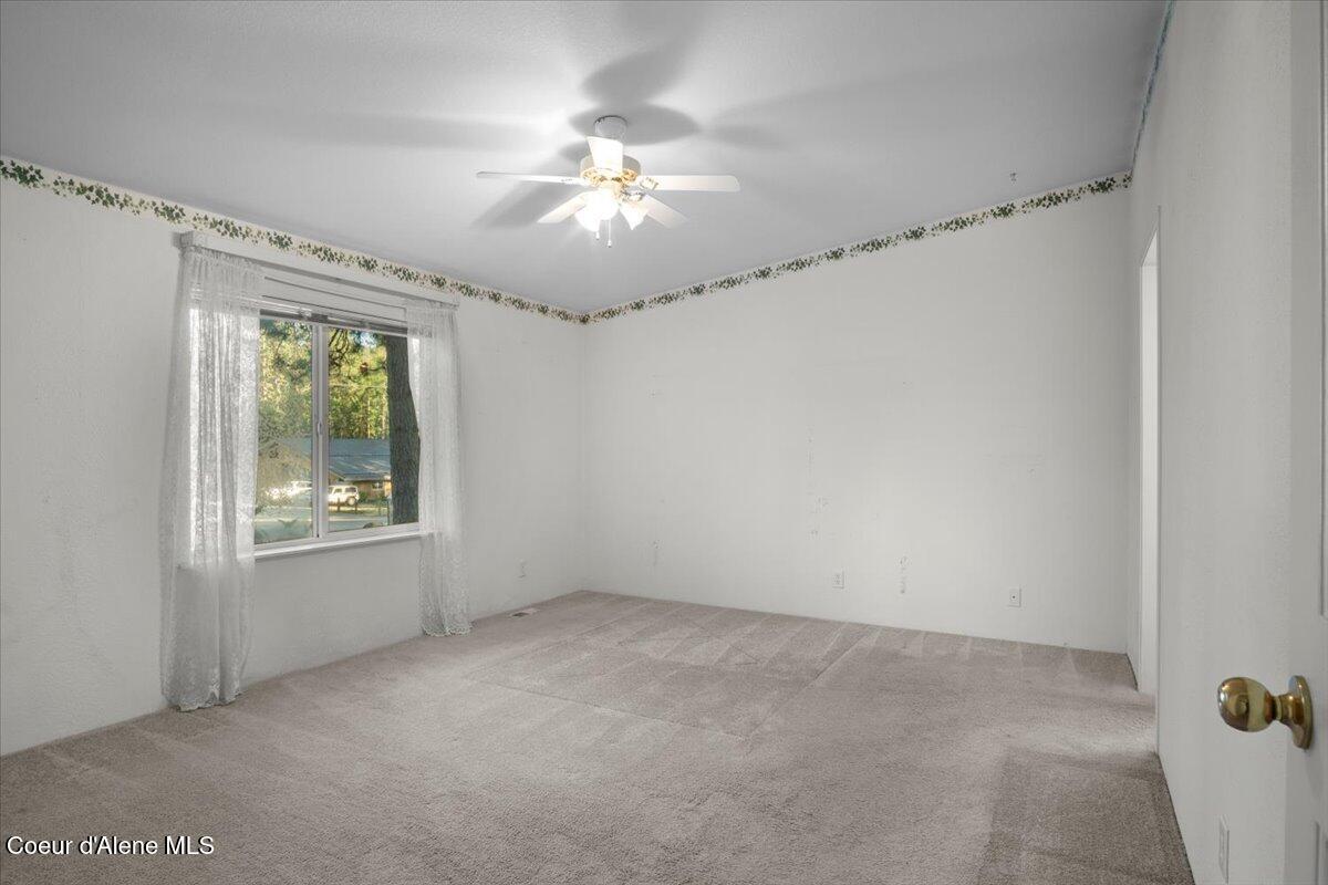 1240 Breezy Wy Rd