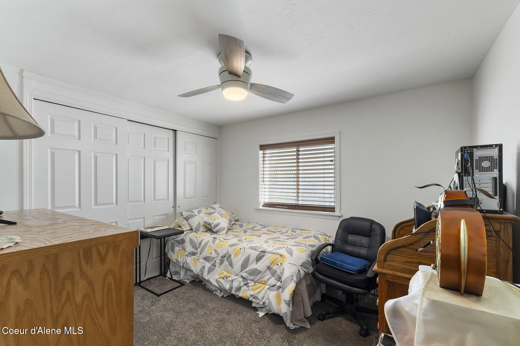 1393 W Linwood Dr