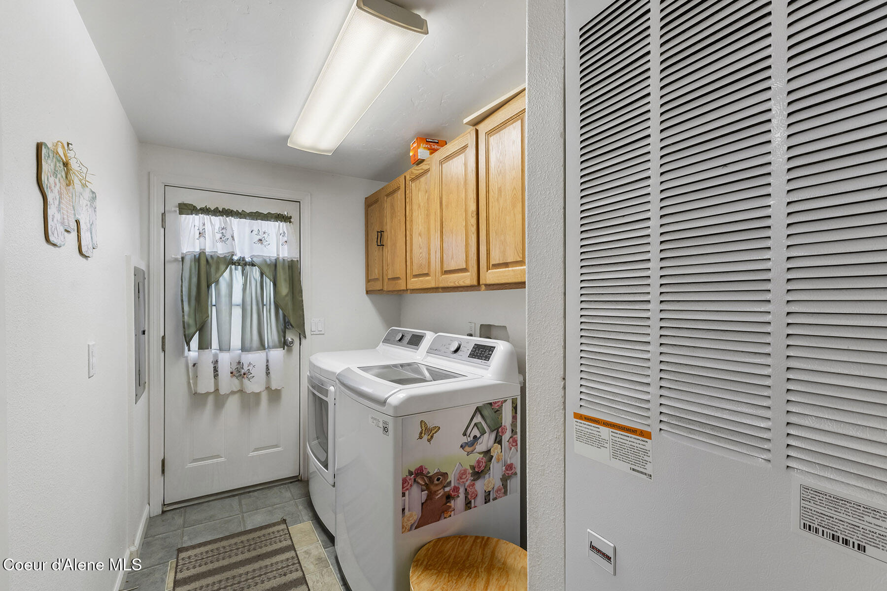 1393 W Linwood Dr