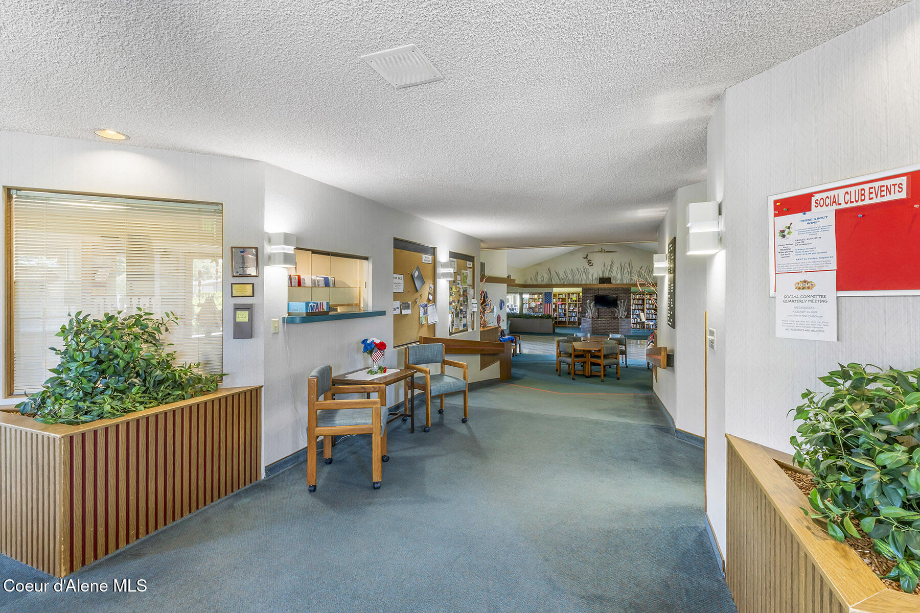 1393 W Linwood Dr