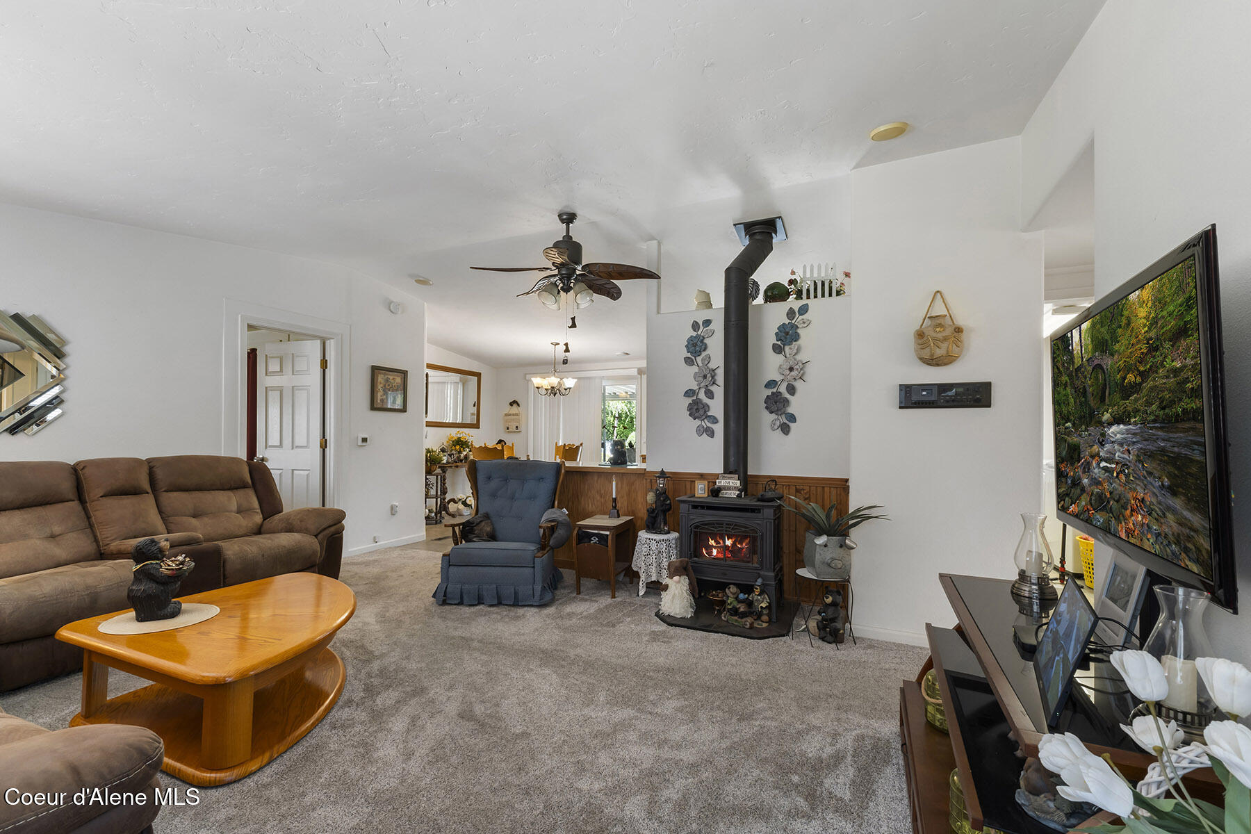 1393 W Linwood Dr