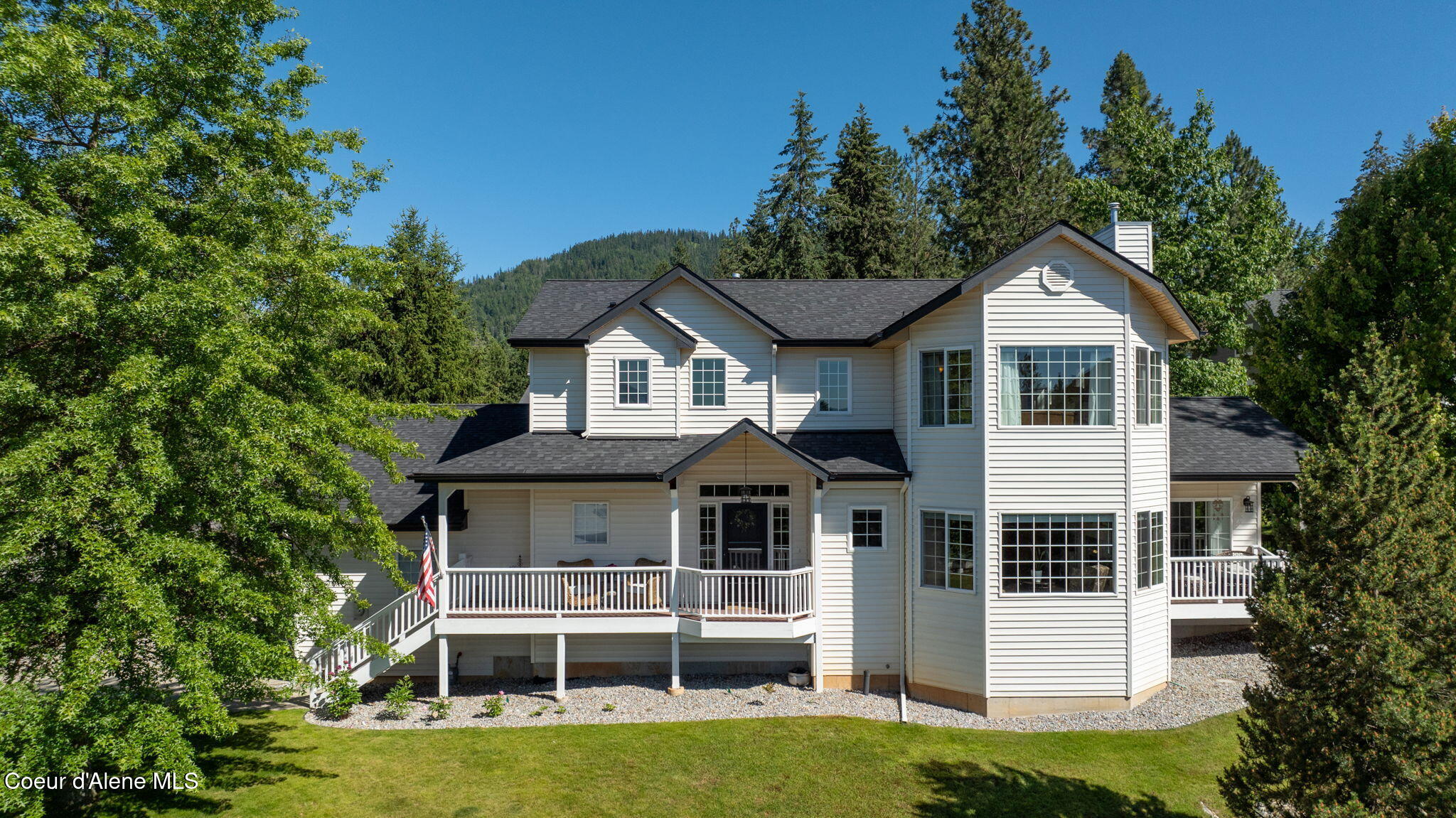 2304 E GRANDVIEW DR, Coeur d'Alene