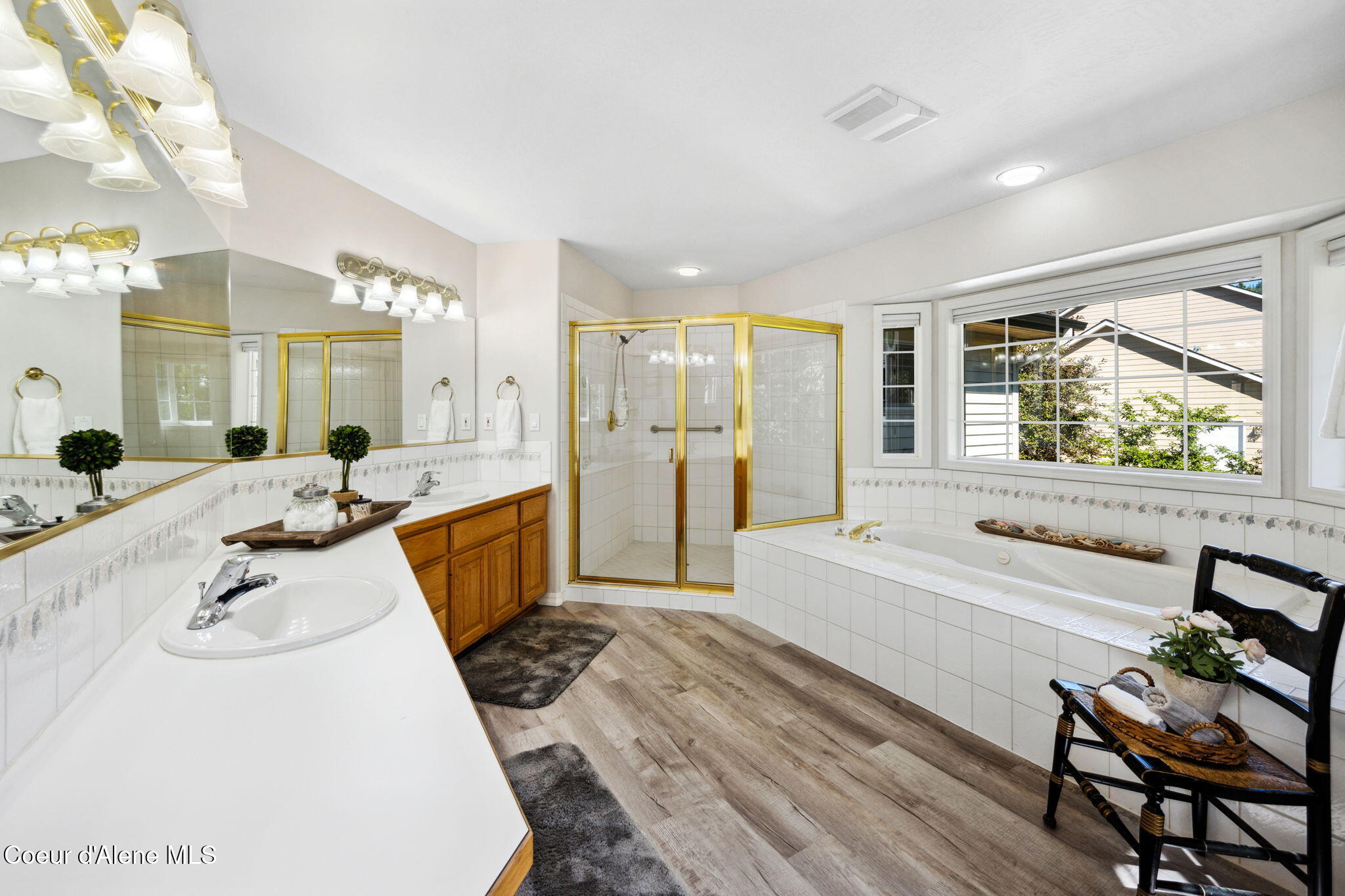 2304 E GRANDVIEW DR, Coeur d'Alene