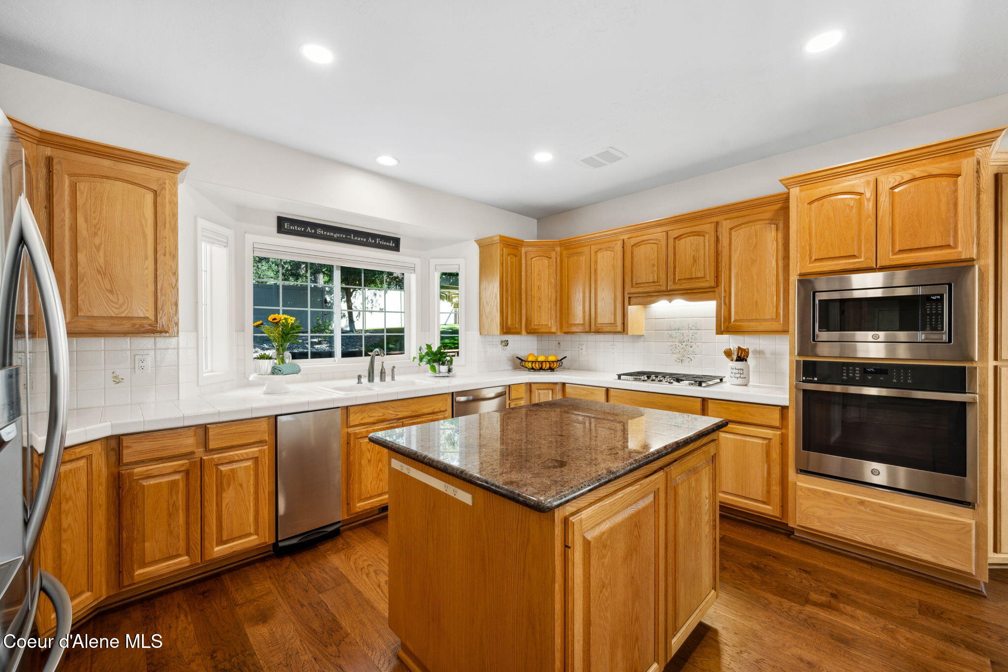 2304 E GRANDVIEW DR, Coeur d'Alene